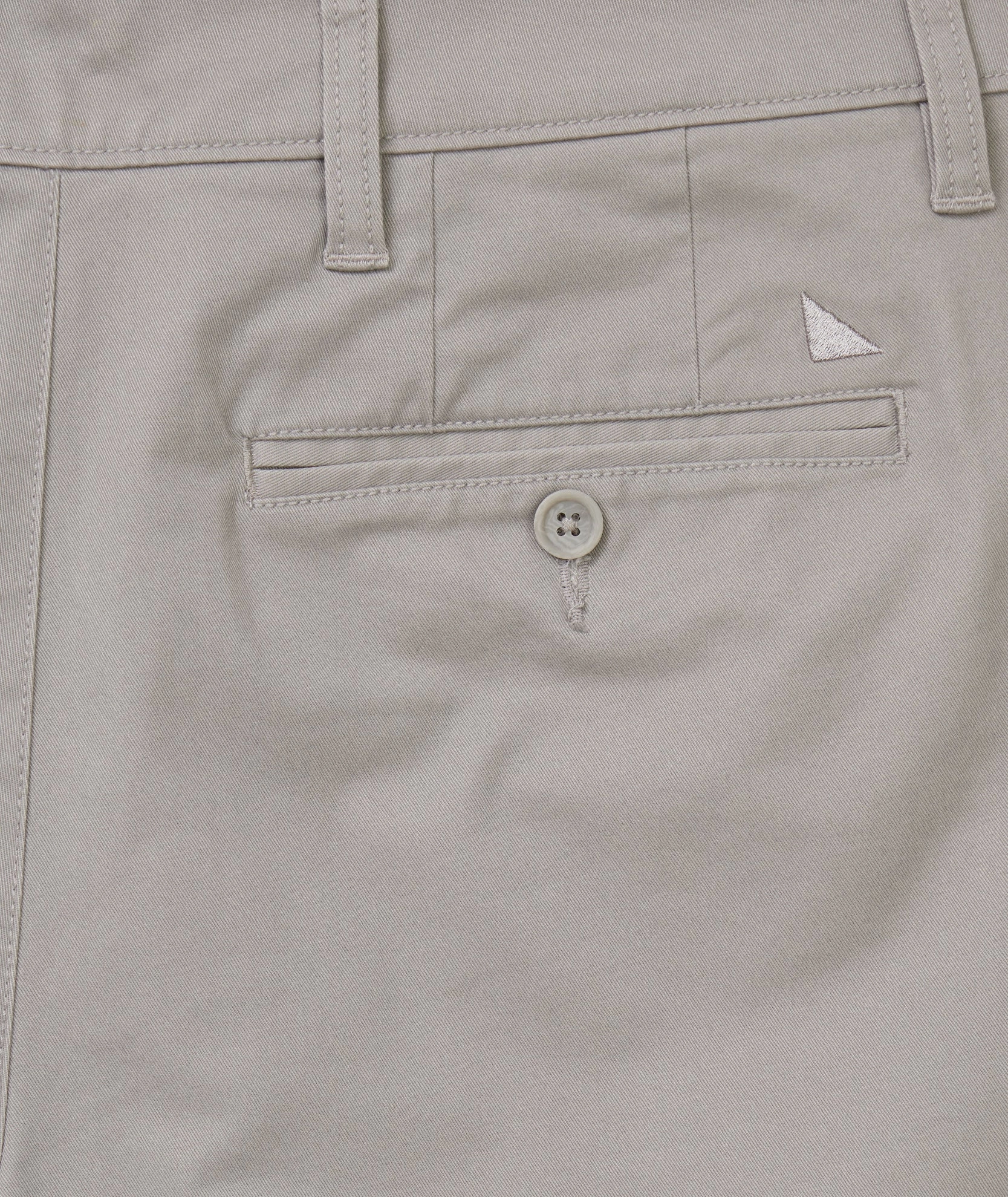 Airy Design 9" Chino Shorts
