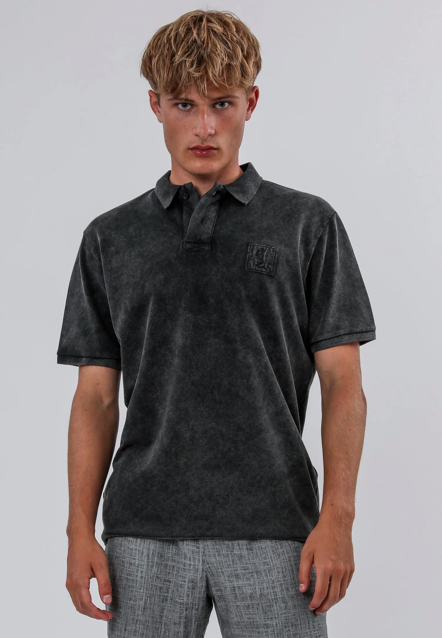 Fashion-Forward Look ACID POLO BLACK