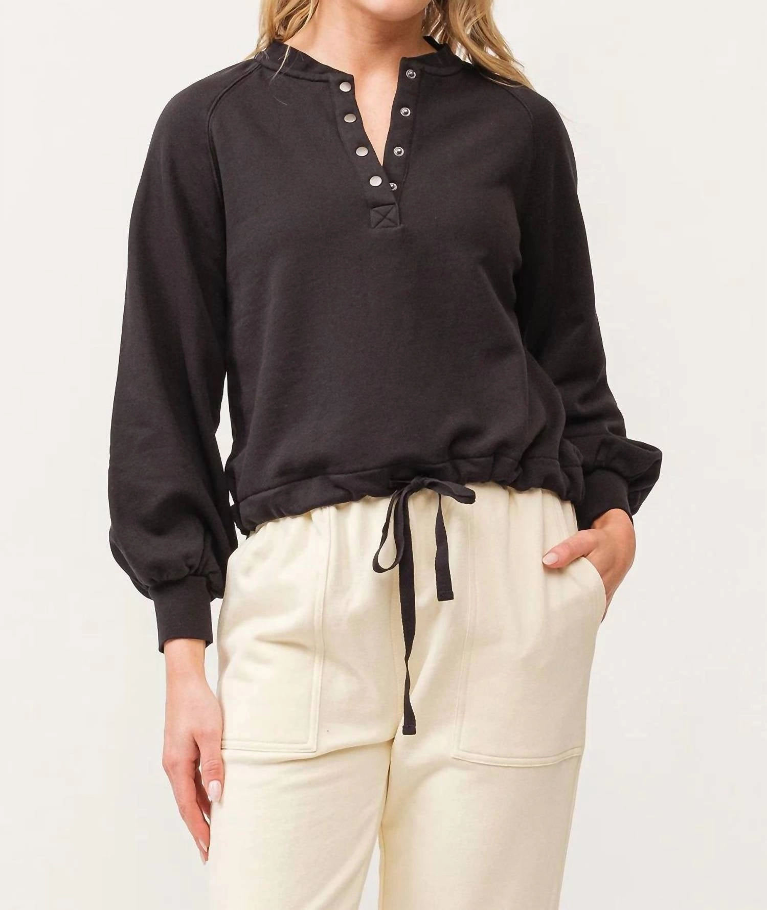Agathe Pullover Sweater In Black Non Static Fiber Tech