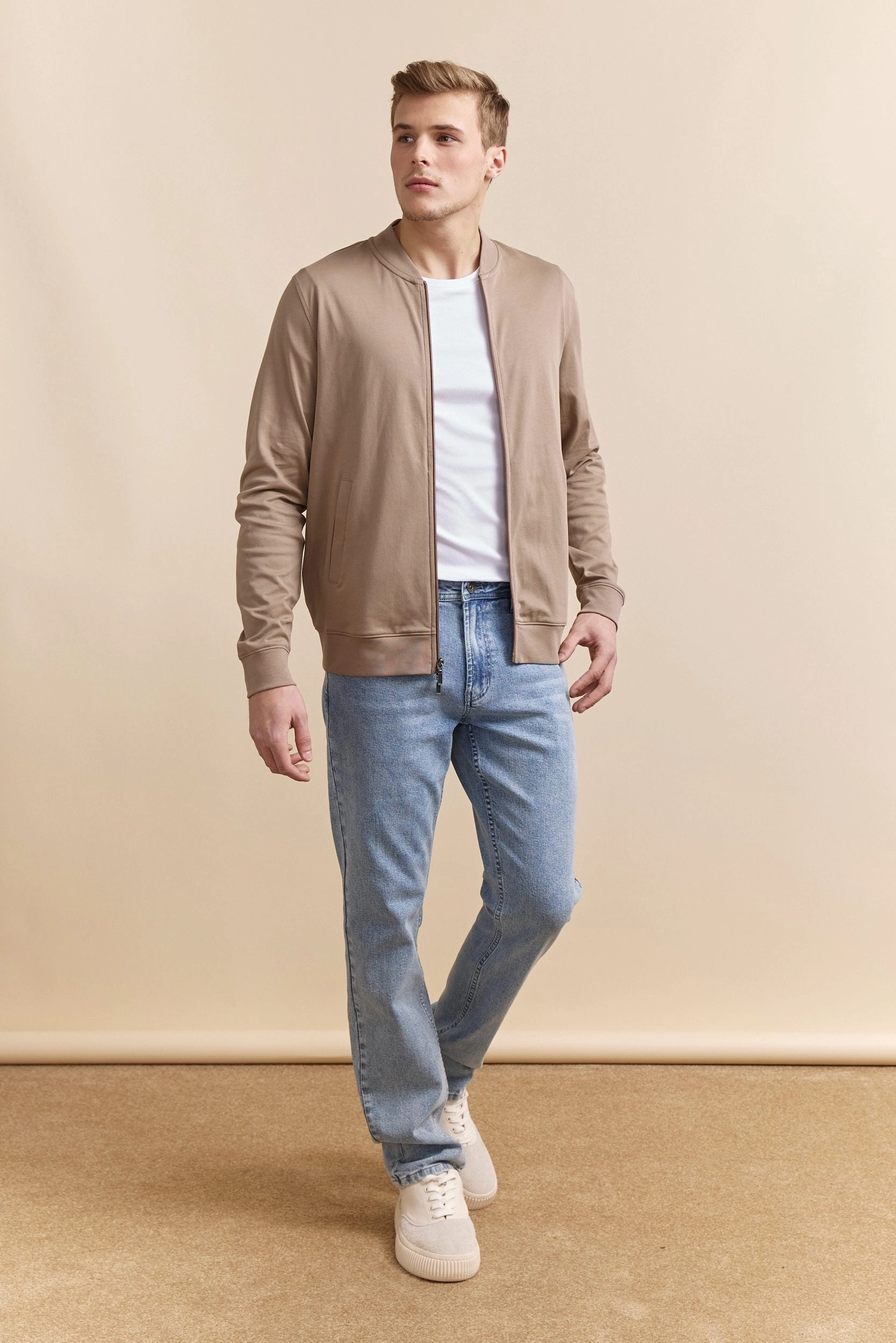 Five pockets Slim fit jean Weather Proof Easy Layering