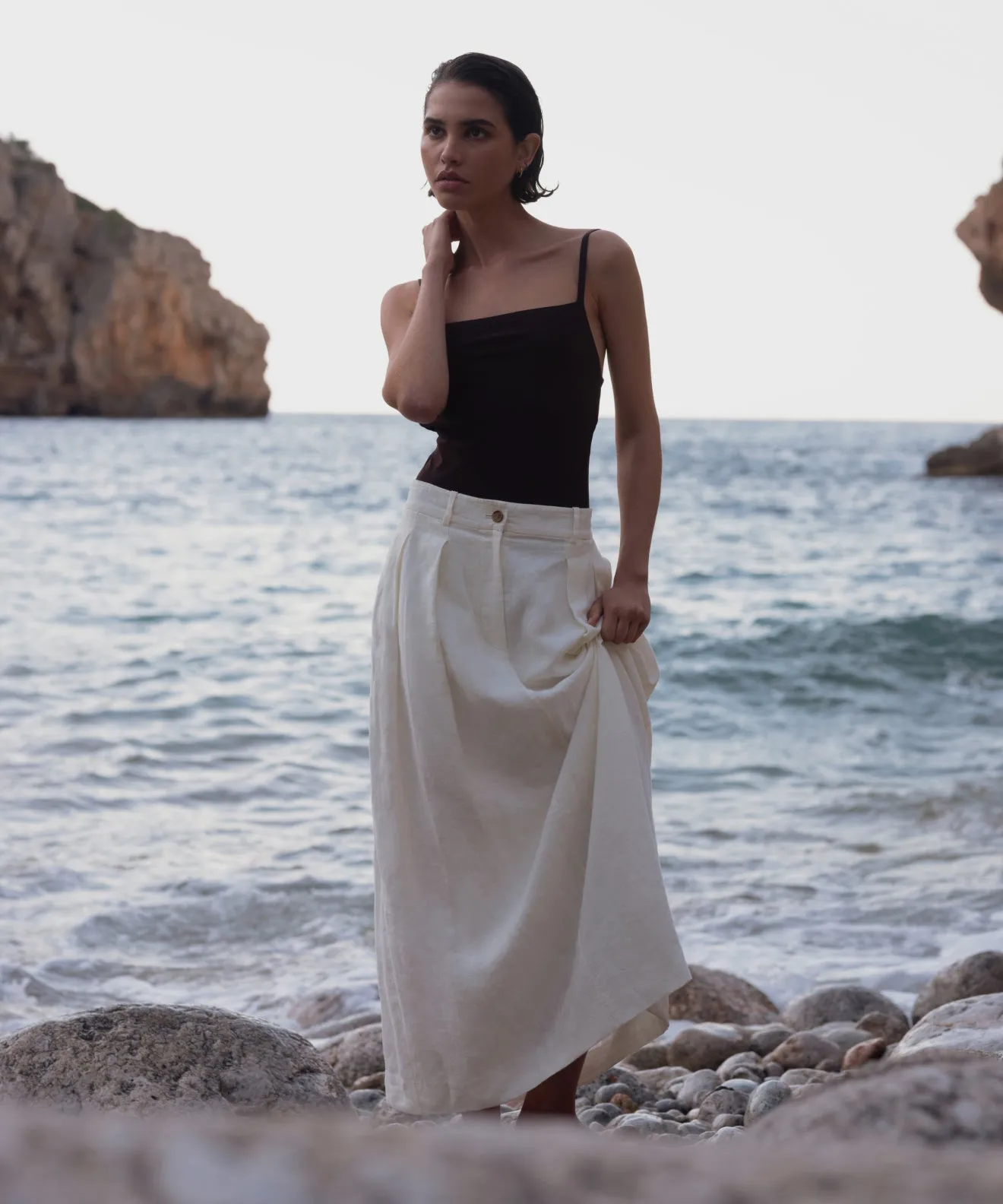 Annabel Skirt Embroidered Detail Pocket Design