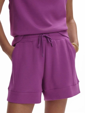 Everyday Feel Atrium High-Rise Short 4.5" In Striking Purple