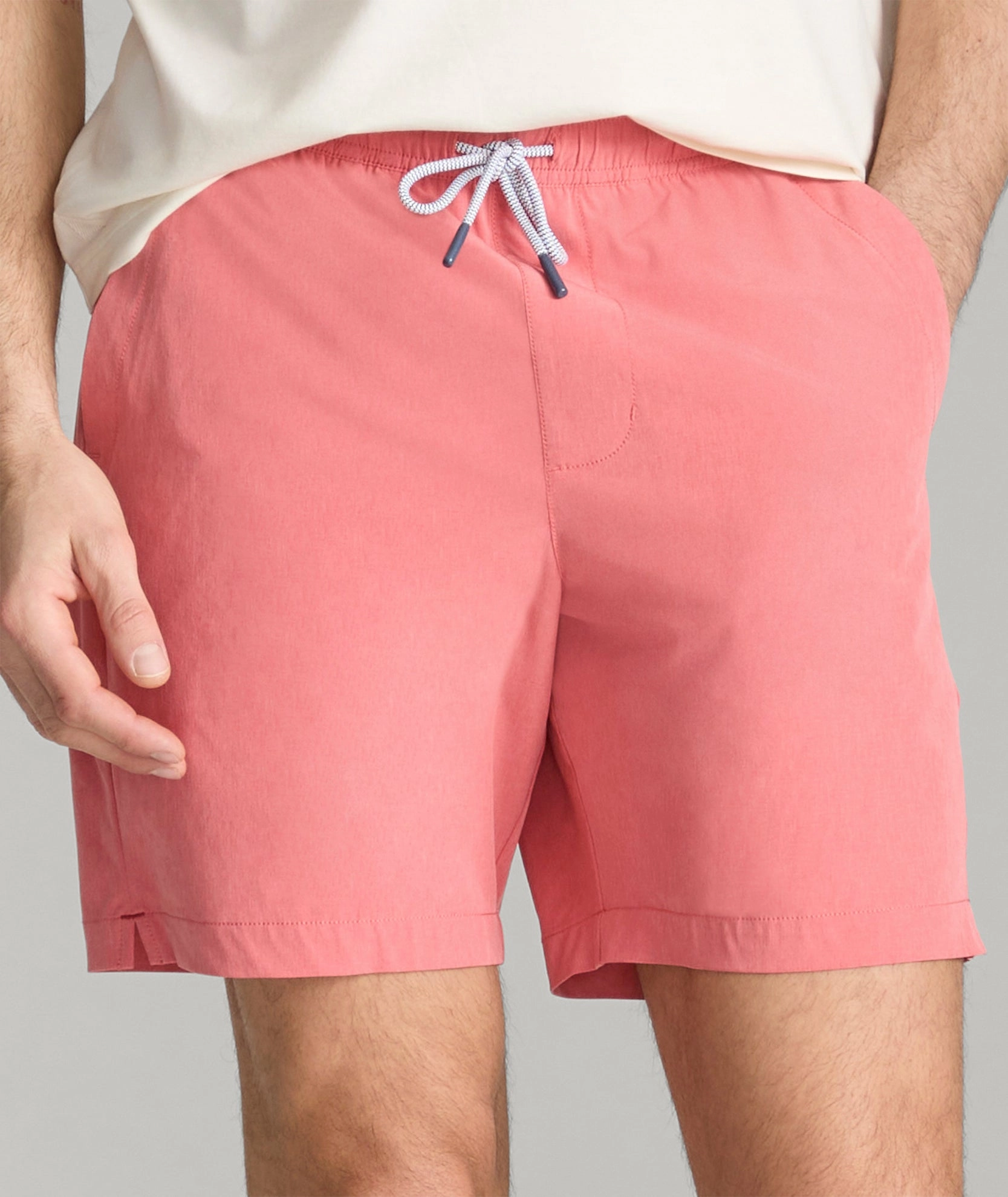 Outdoor Ready low waisted Beyond Shorts