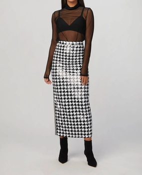 Anika Skirt In Black/white Clean Outfit Breezy Flow