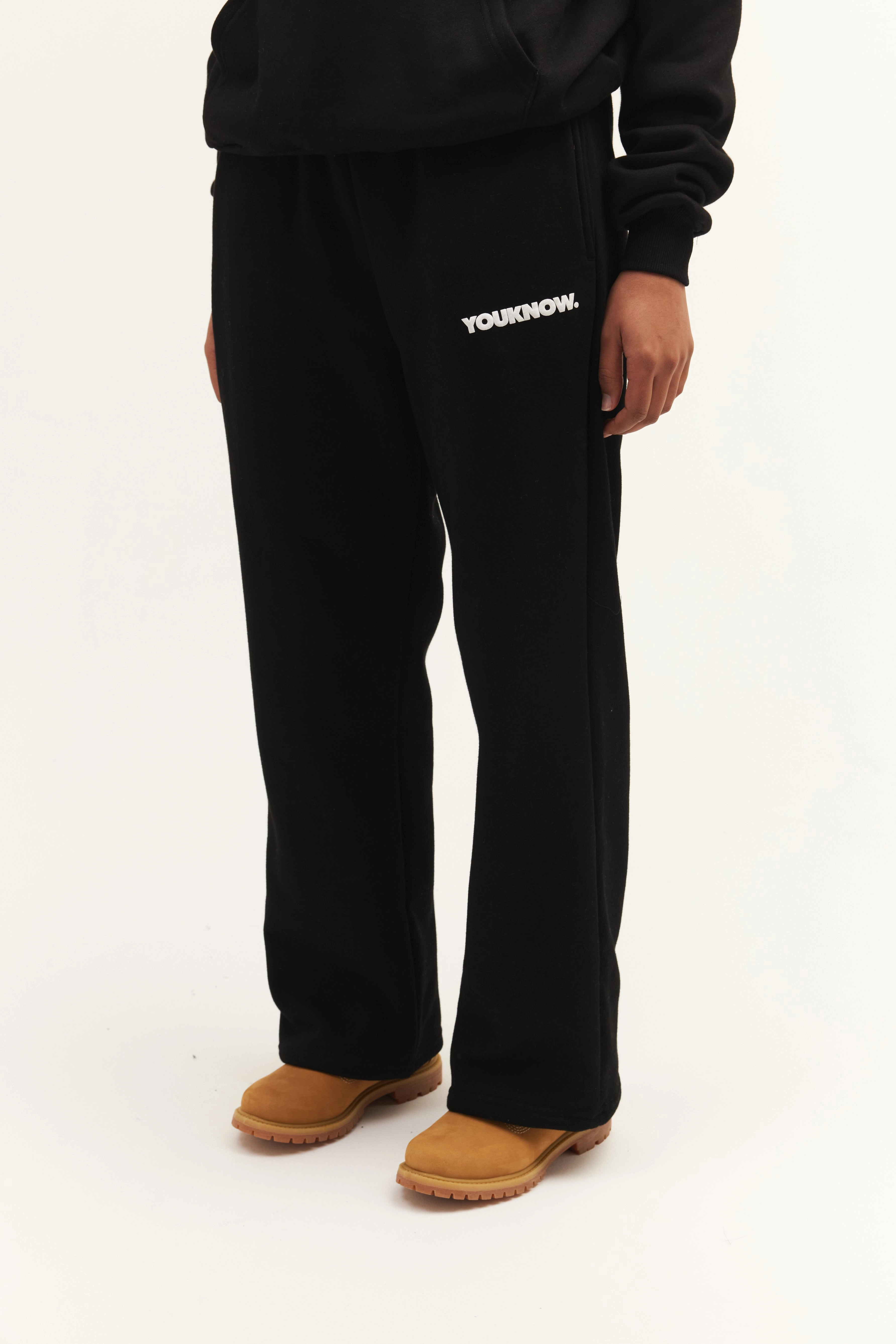 Light Fabric Multi-way wear BLOCK WIDE-LEG SWEATPANTS | Black