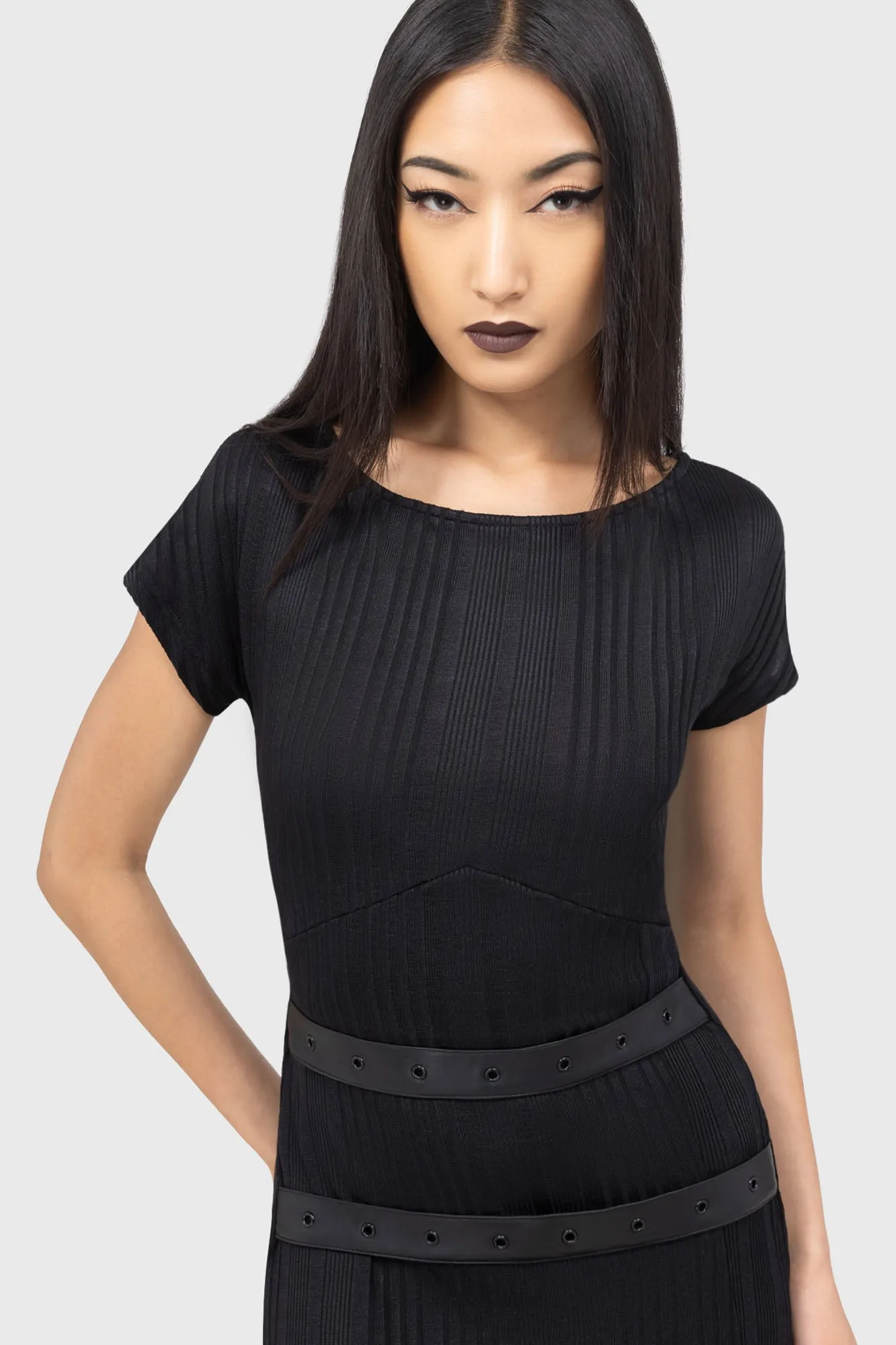 Synapse Dress Structured Fit Trendy Layering