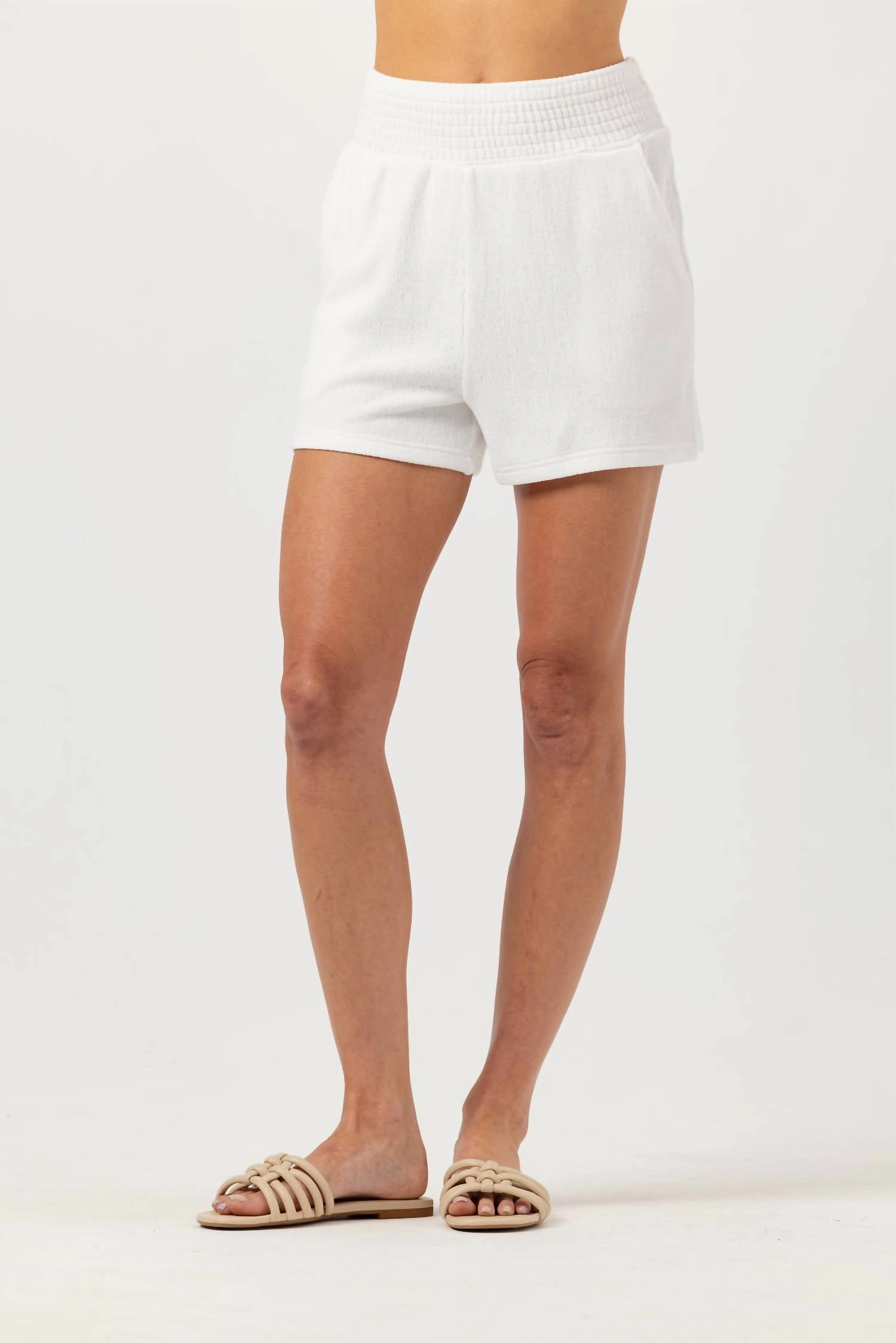 Trendy Look lounging clothes Brinley Shorts In Soft White