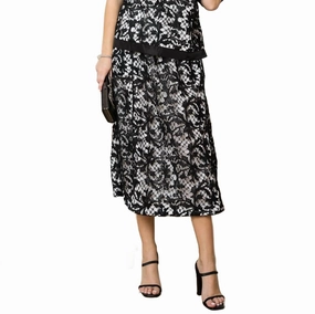 Wilder Skirt In Black/white Flexible Comfort