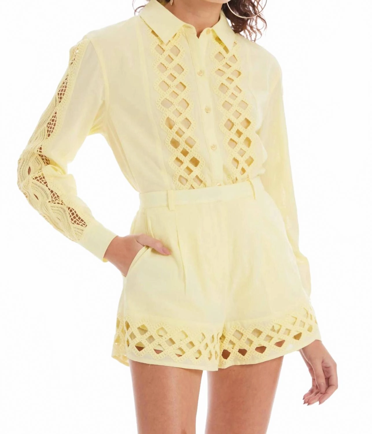 Camila High-Waist Shorts In Yellow Free Size Adjuster