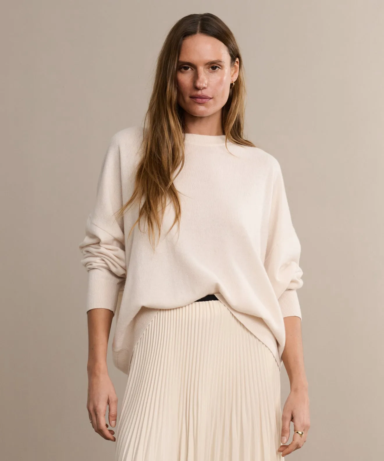 Non Restrictive Silhouette Cashmere Marina Crewneck