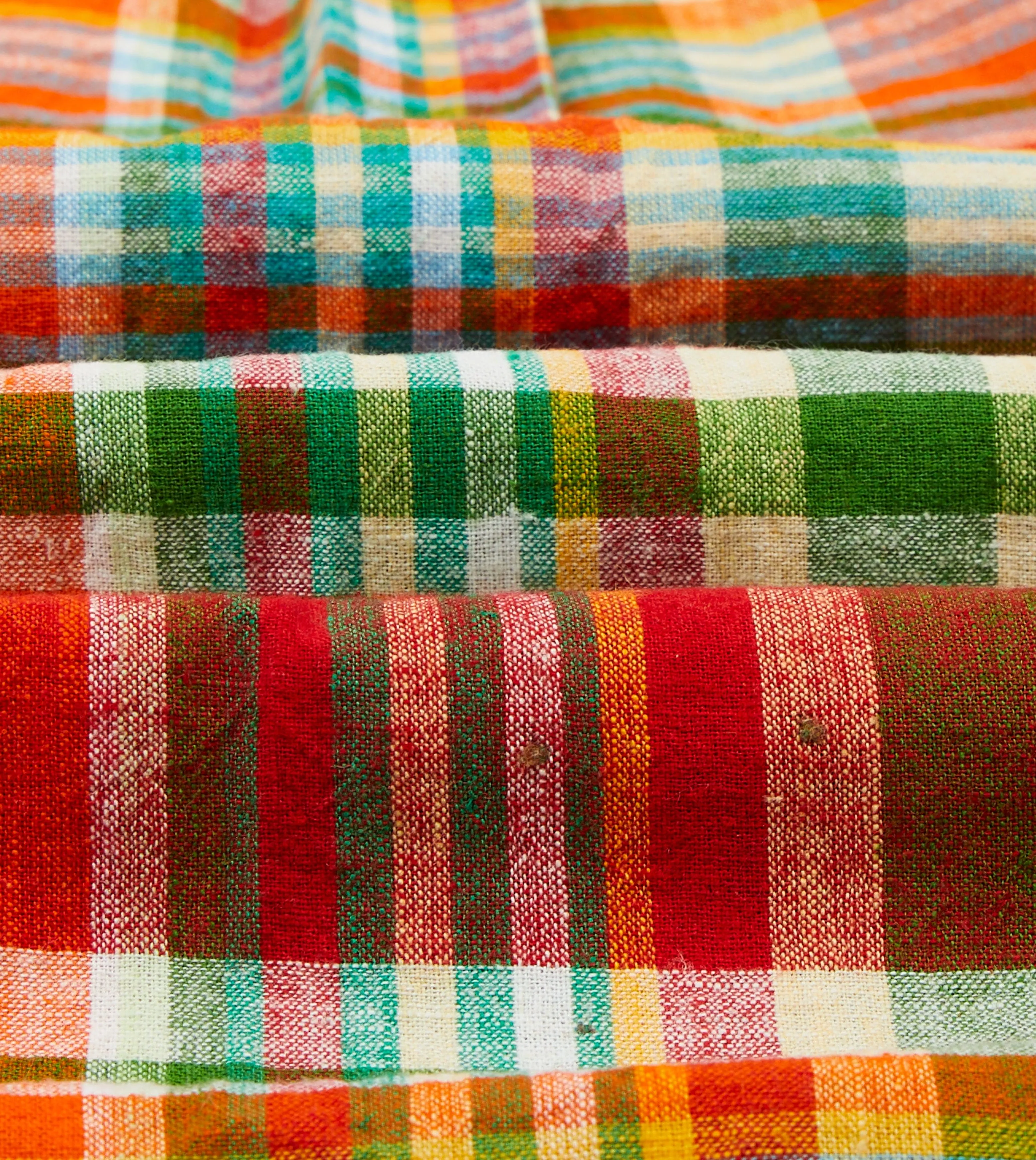Red and Green Madras Check Cotton-Linen Two-Pocket Work Shirt Clean Edge Trim Moisture Wicking Material