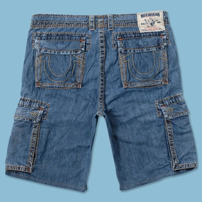Casual Chic Look Y2K True Religion Cargo Jorts W38 Tagless Neck Finish