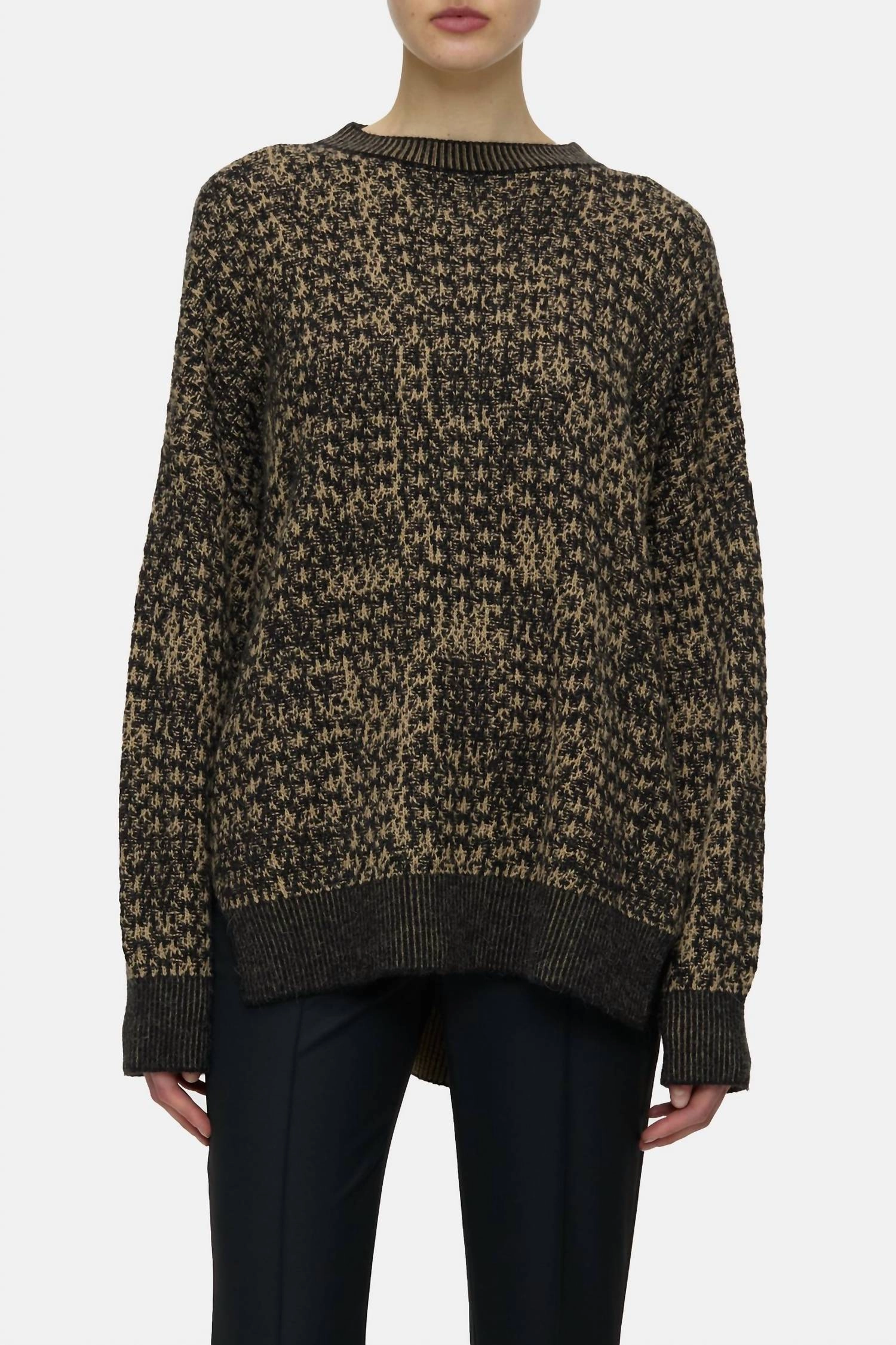 Chic and Warm Plush Interior Crew Neck Long Sleeve With Pattern Sweater In Biscotti Brown