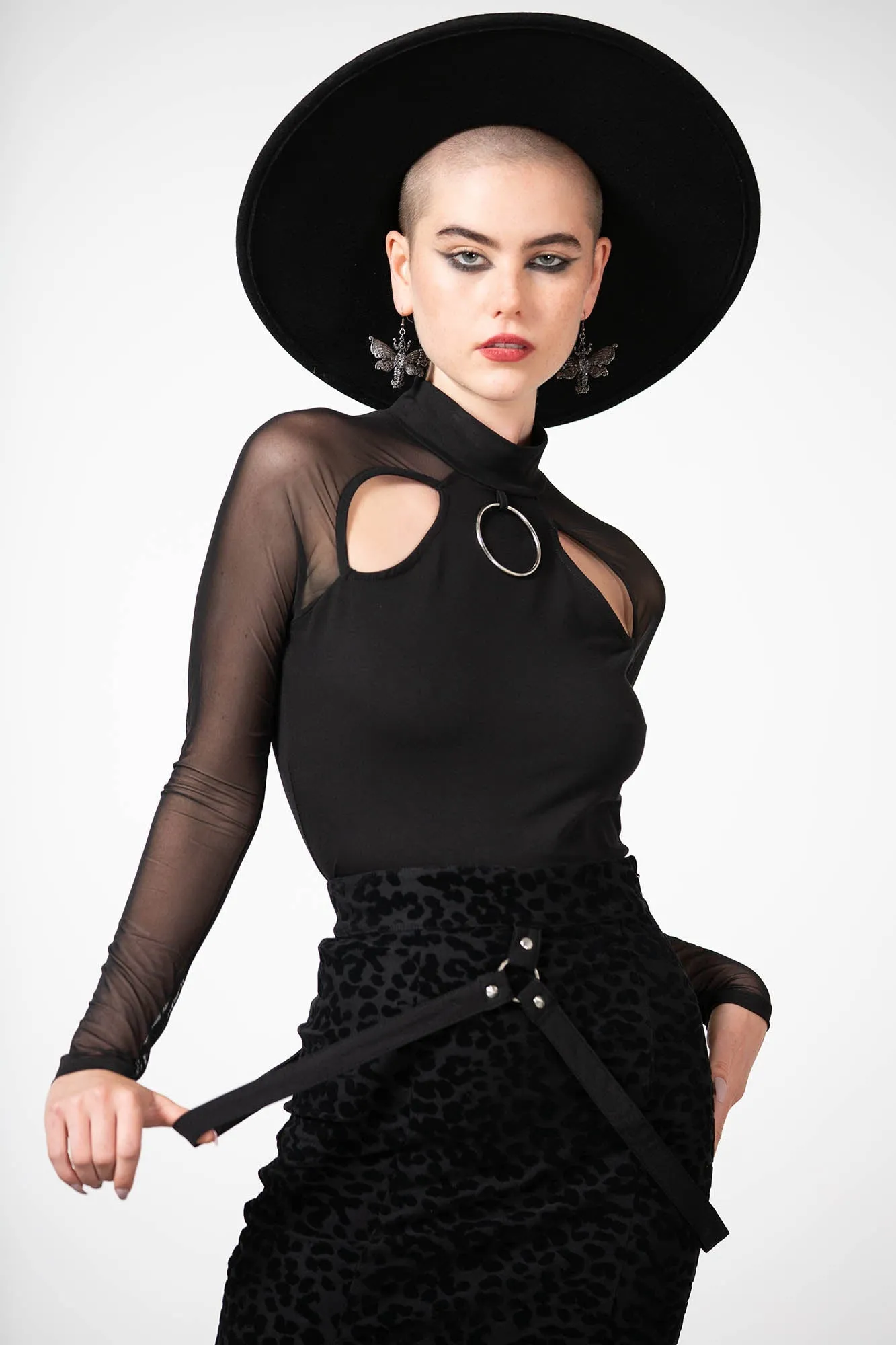 Catty Queen Midi Skirt Subtle Look Weekend Outfit