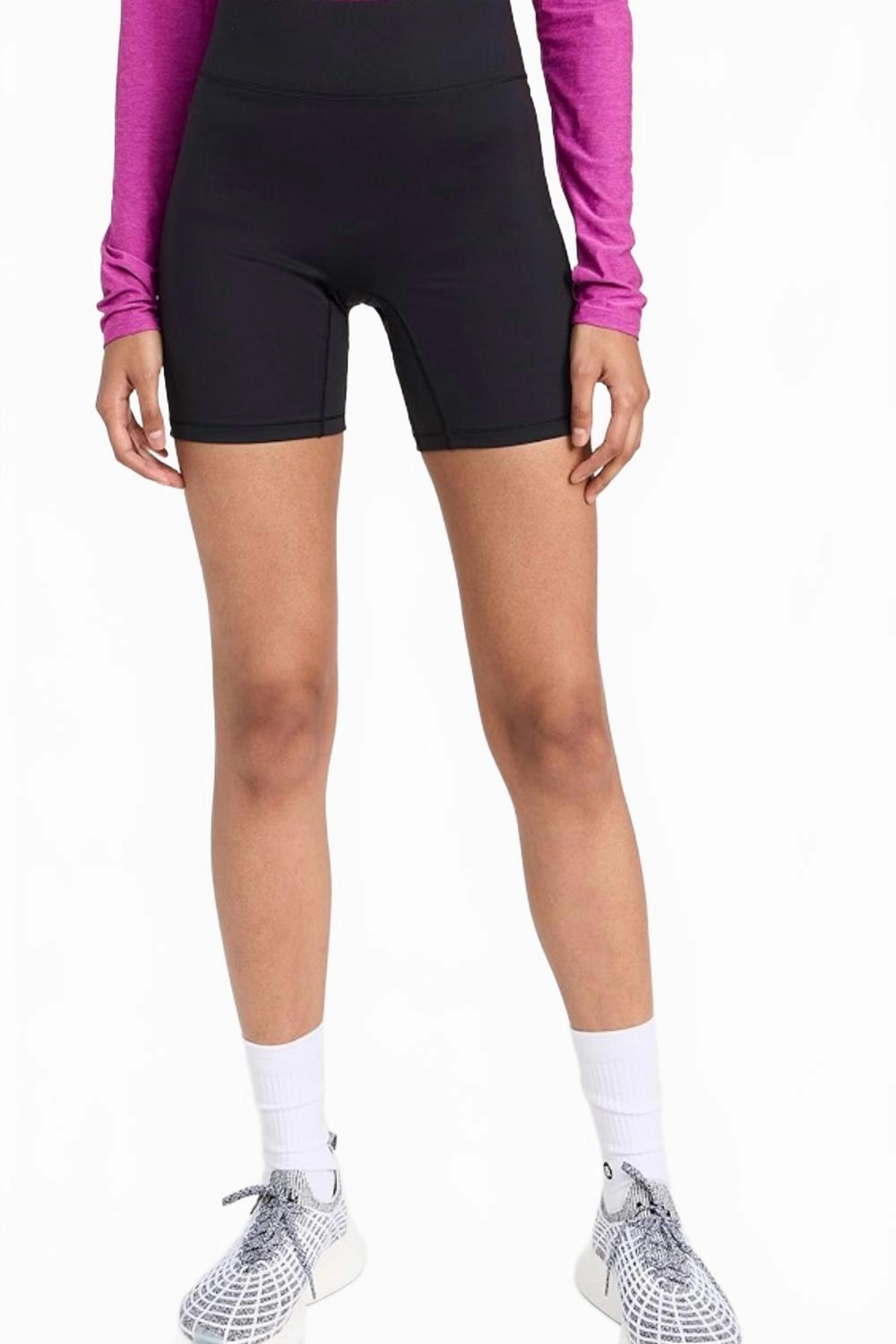 Center Stage 6Inch Biker Short In Black Non Cling Material Wind Resistant Material