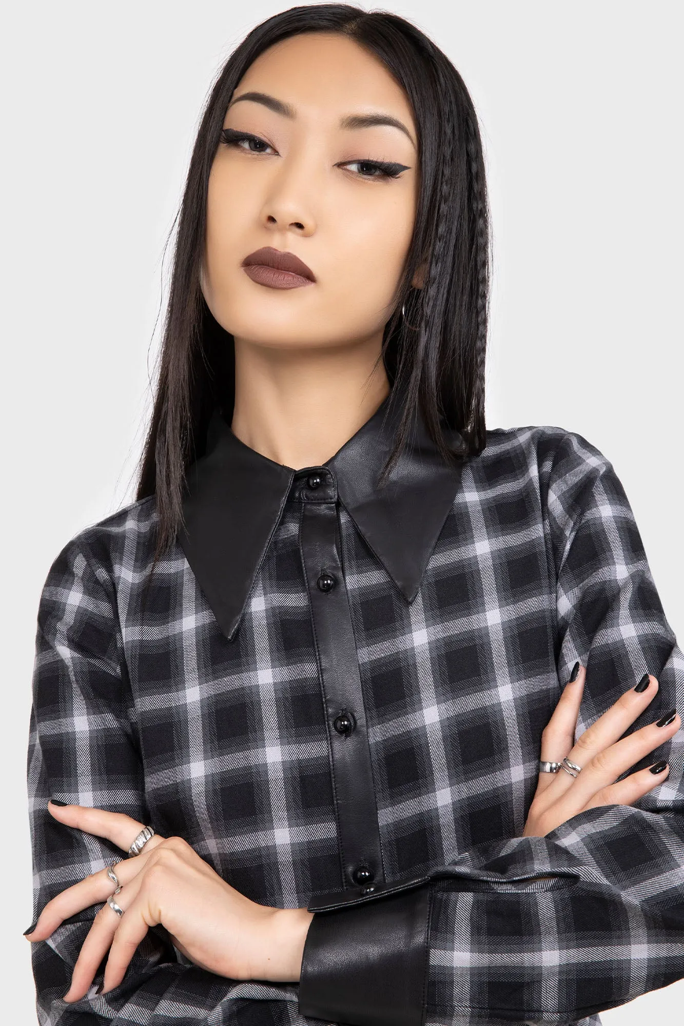 Bust-Enhancing Flow Line Artem Shirt Dress