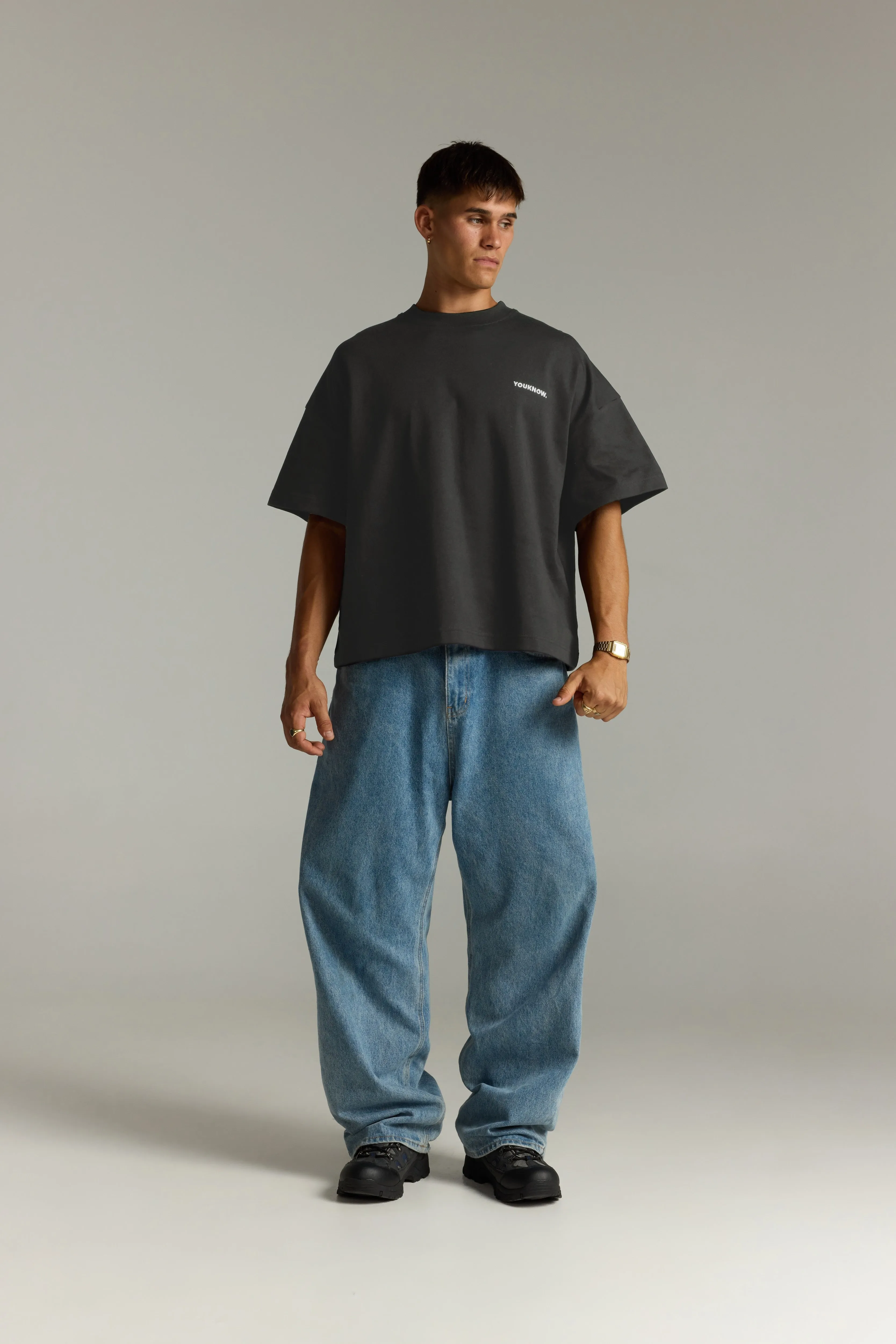 Classic Comfort Lightweight Shirt Core Box Heavyweight Tee | Charcoal