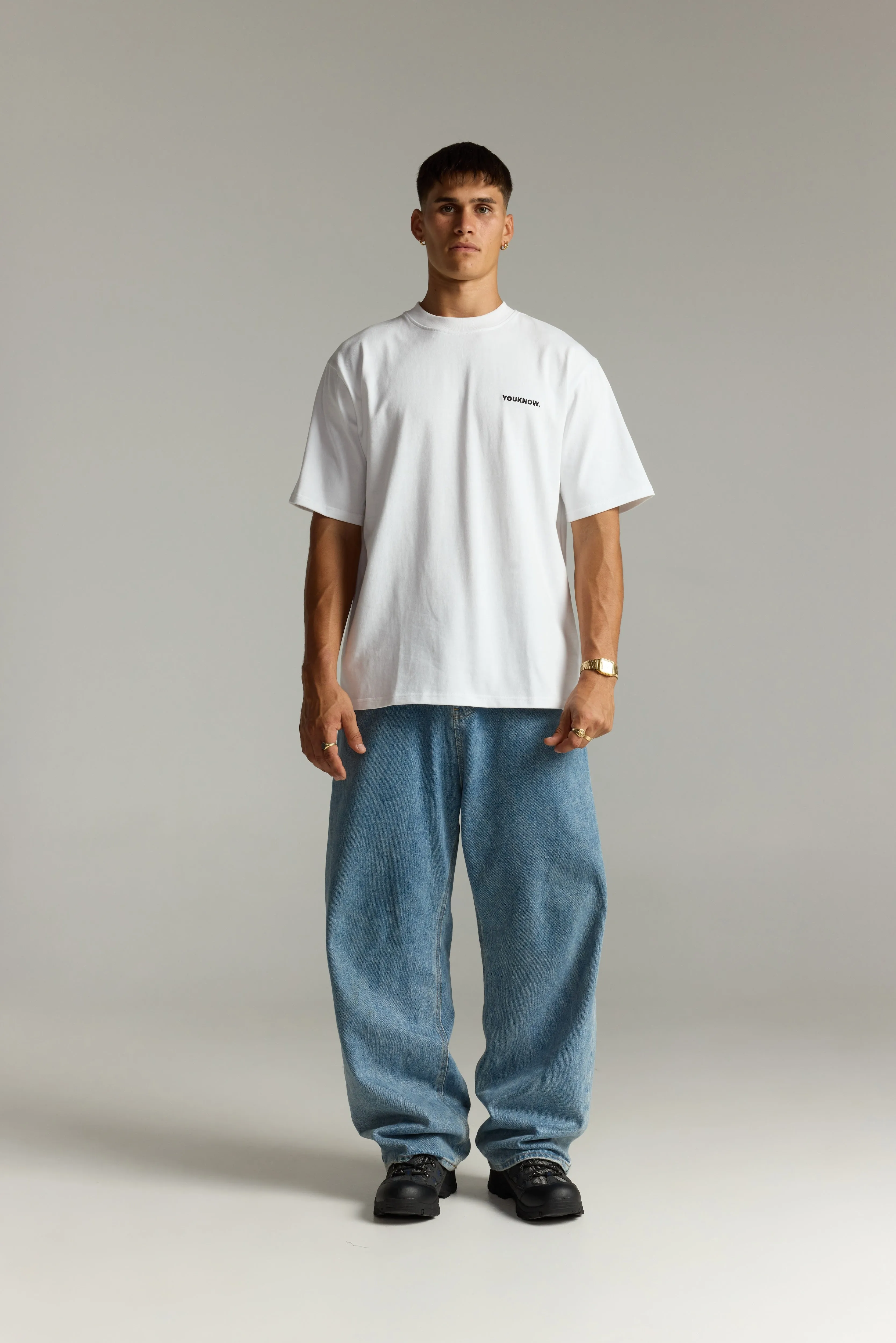 Core Standard Tee | White Chilly Day Comfort Modern Smart