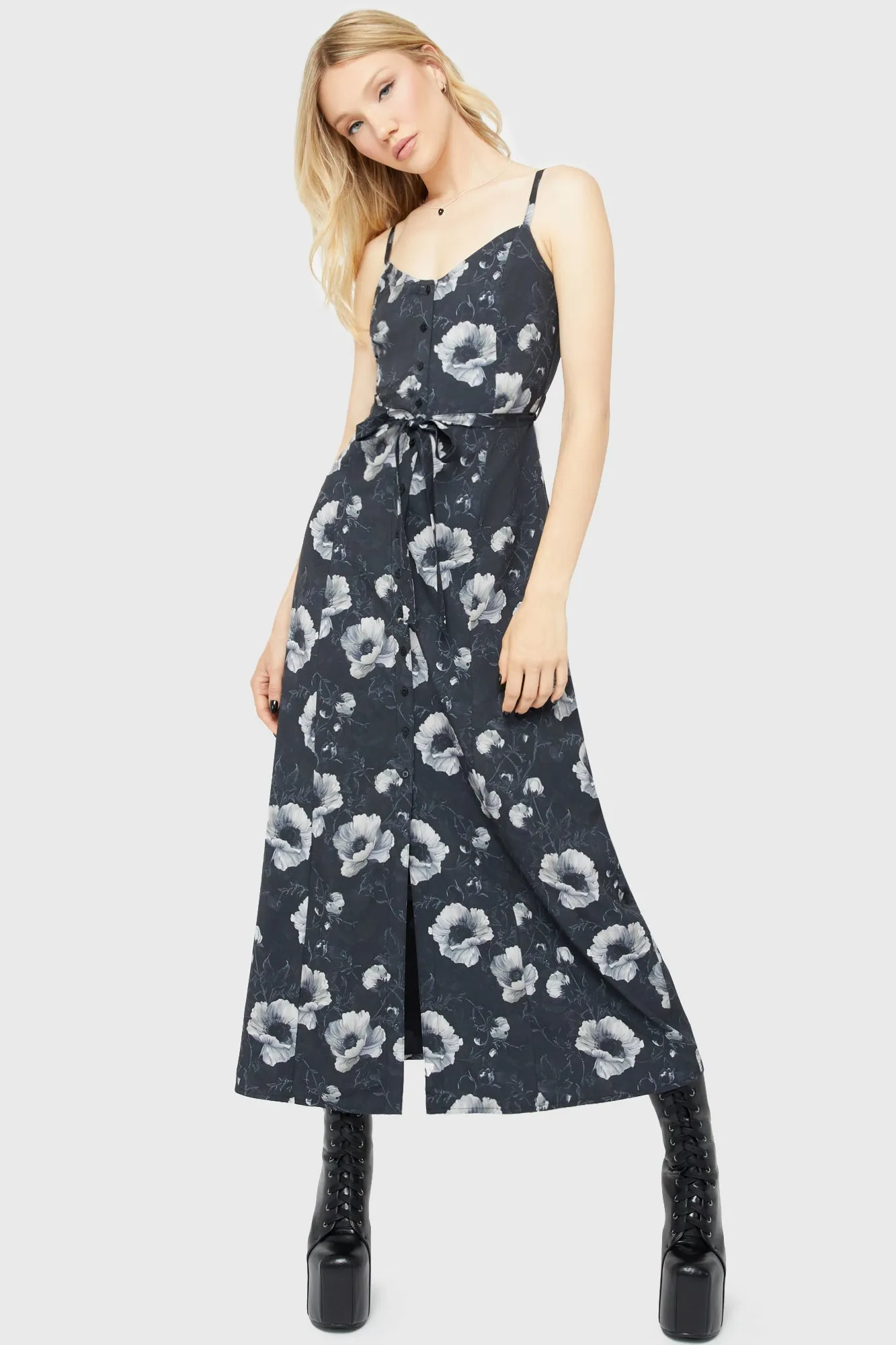 Bright bold dress Floral design Cottage Chorus Maxi Dress [BLACK AND WHITE]
