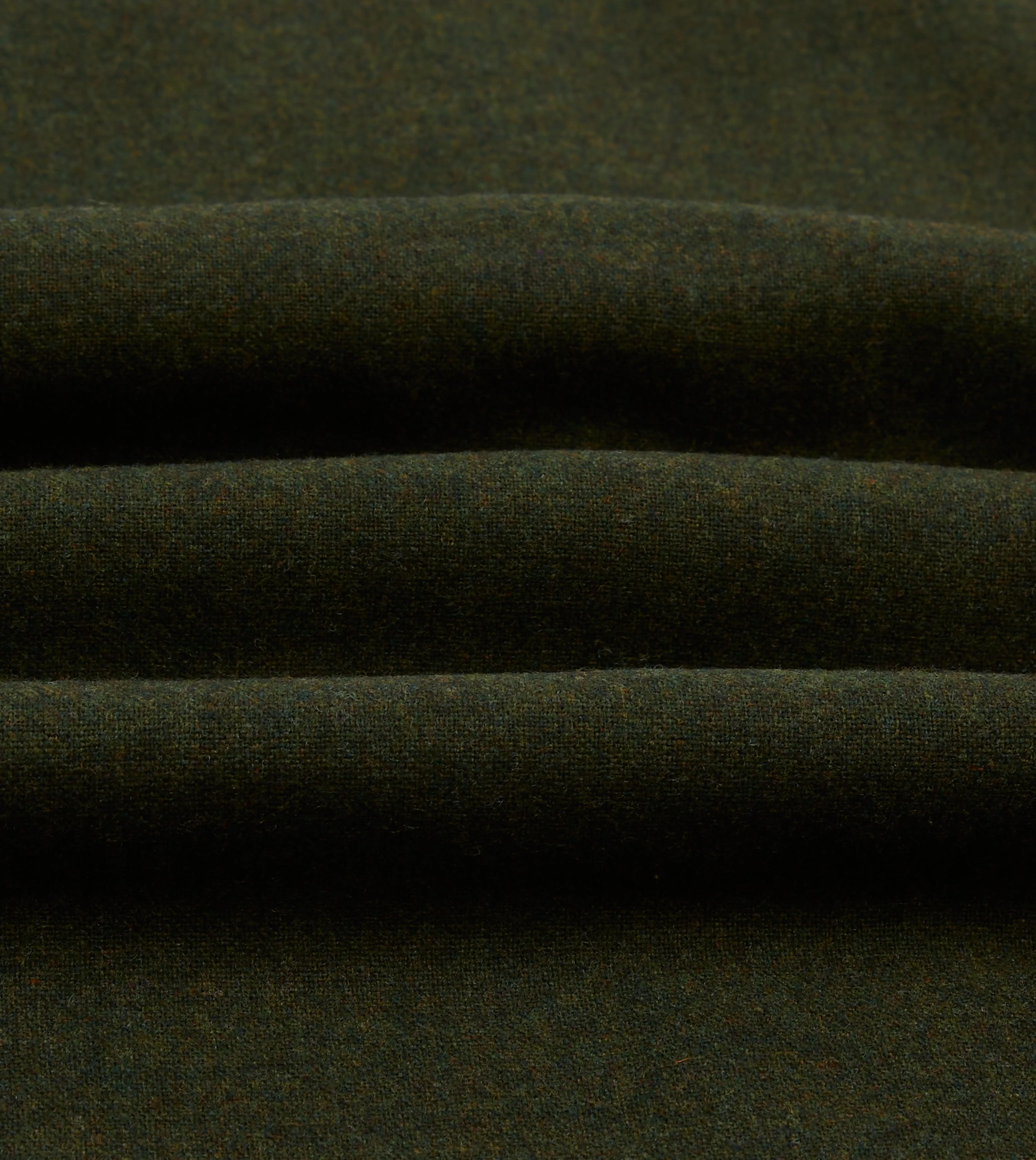 Quick Dry Construction Slim Silhouette Dark Green Wool Two-Pocket Camp Collar Work Shirt