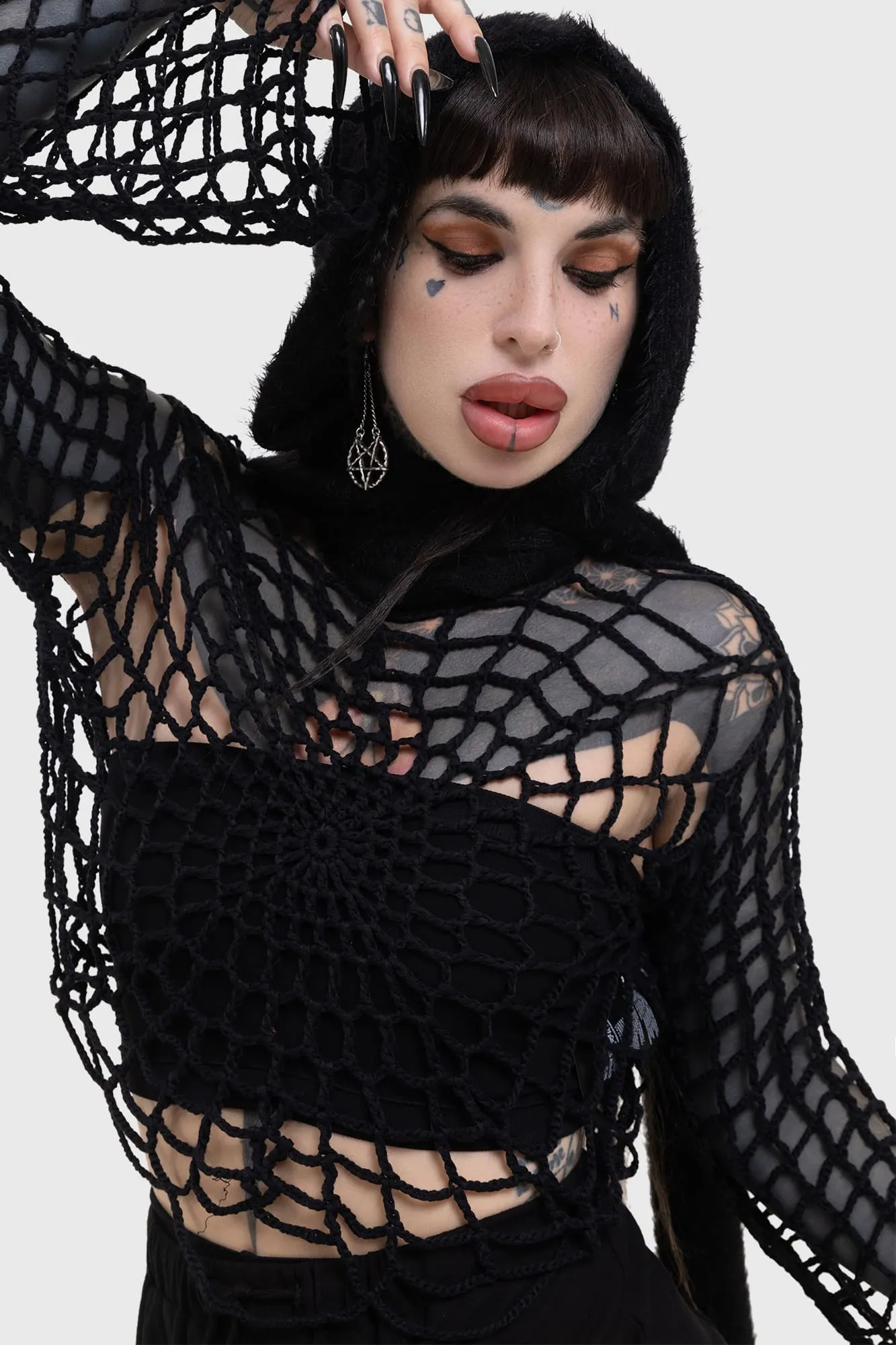 Tagless Label System Night Trap Sweater