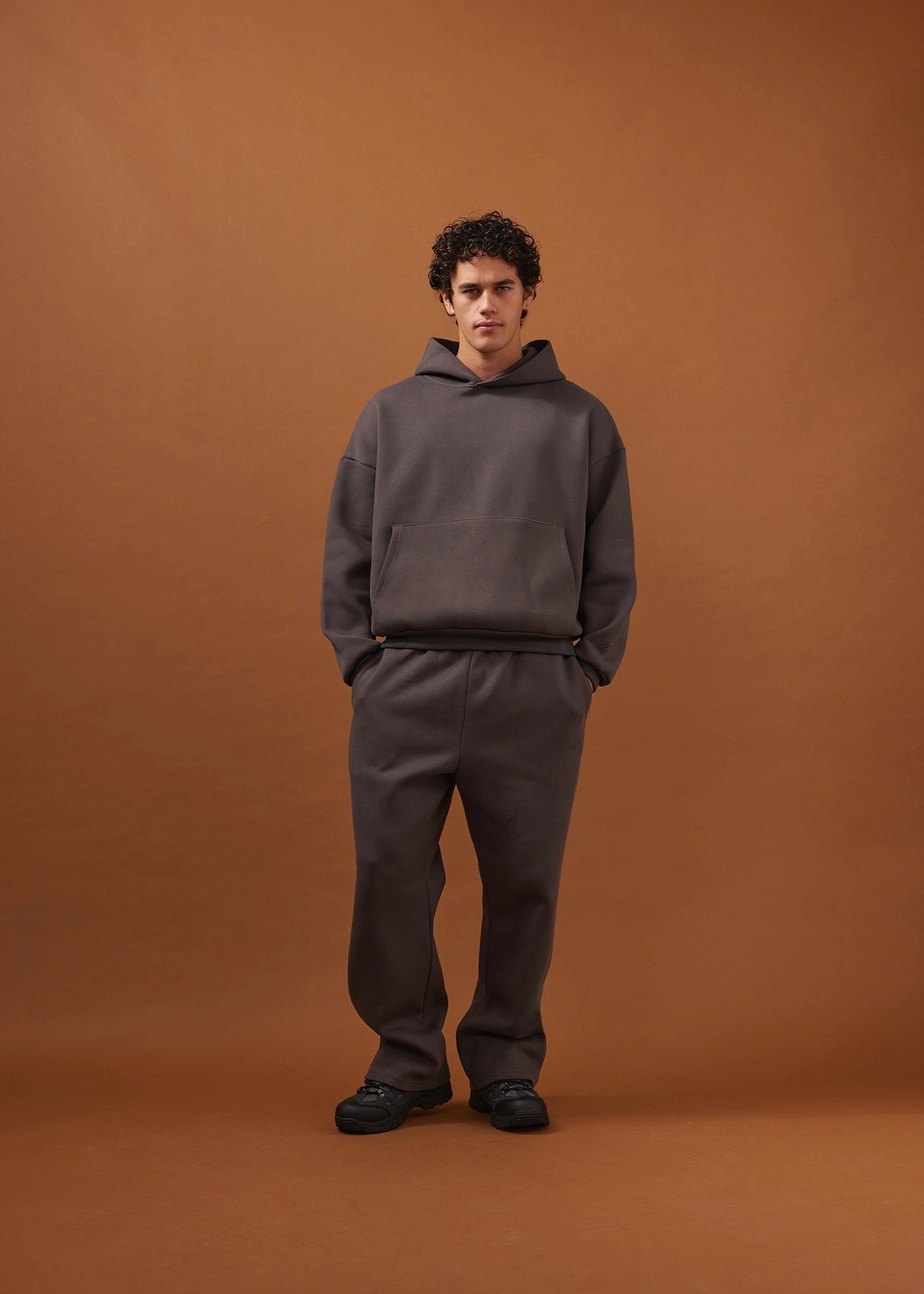 Nothing Heavyweight Structured Sweatpants | Concrete Flattering Comfort Relaxed Comfort Wear
