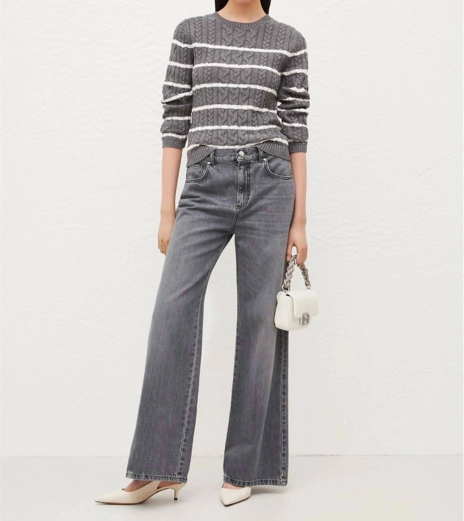 Maglia-Sweater In Grey  Stripe Seasonal Warmth