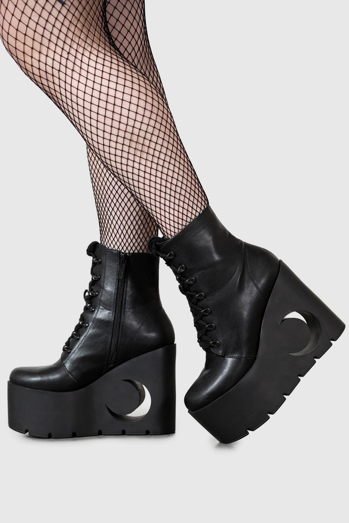 No Tie Crescent Boots