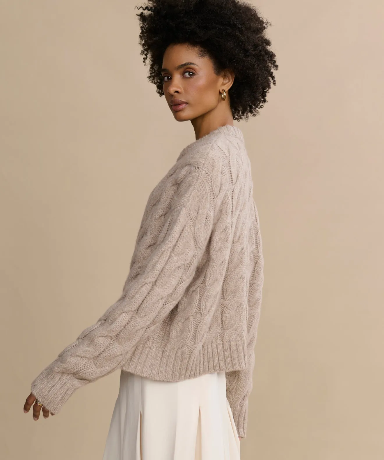 Cable Serena Crewneck BreathableKnit Fabric Essential Outfit