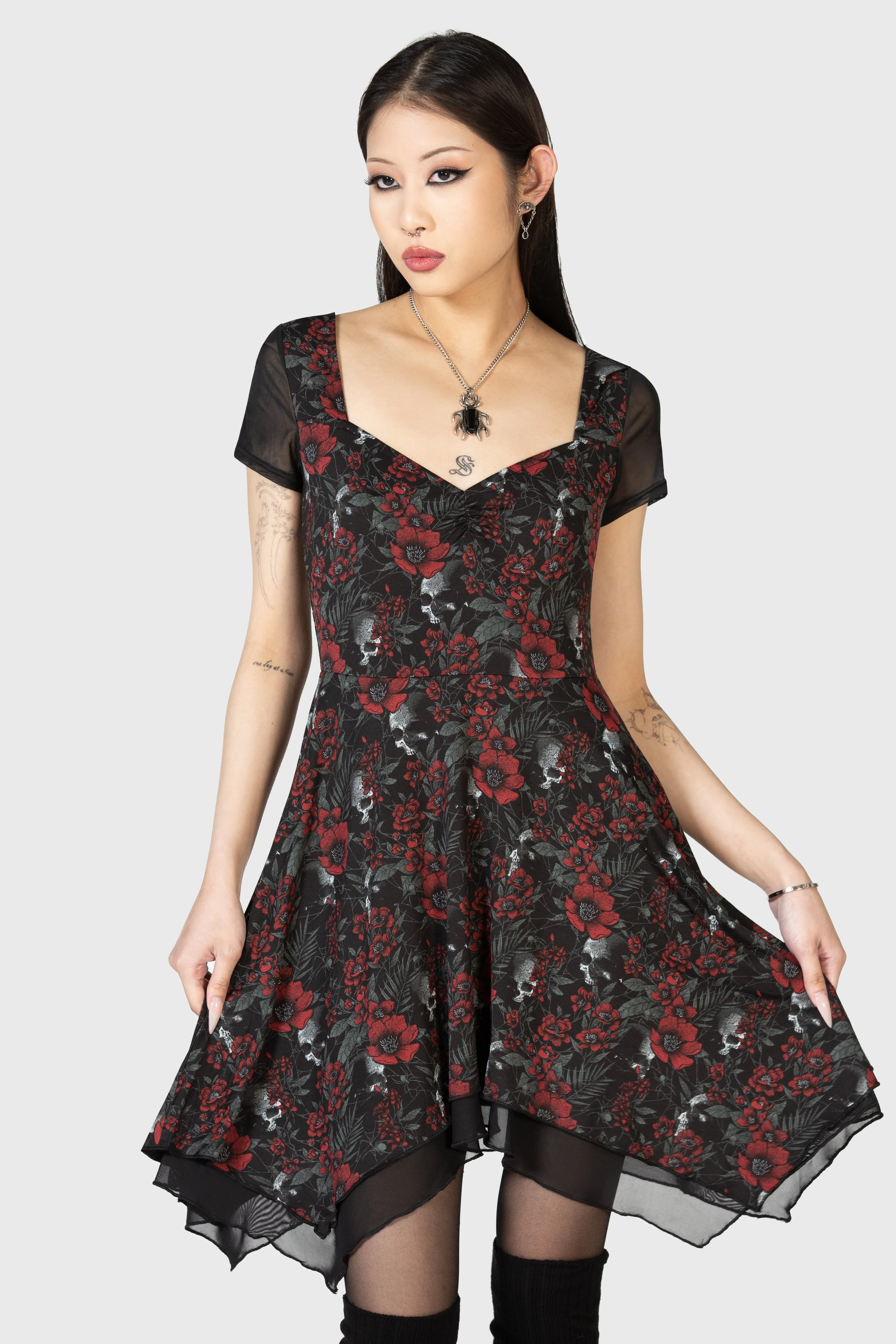 Crimson Decay Mini Dress Minimalist-Style