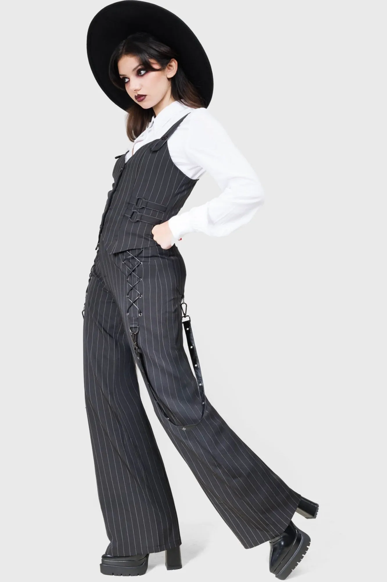 Embroidered Detail Flexibility Built-In Cruriosus Trousers