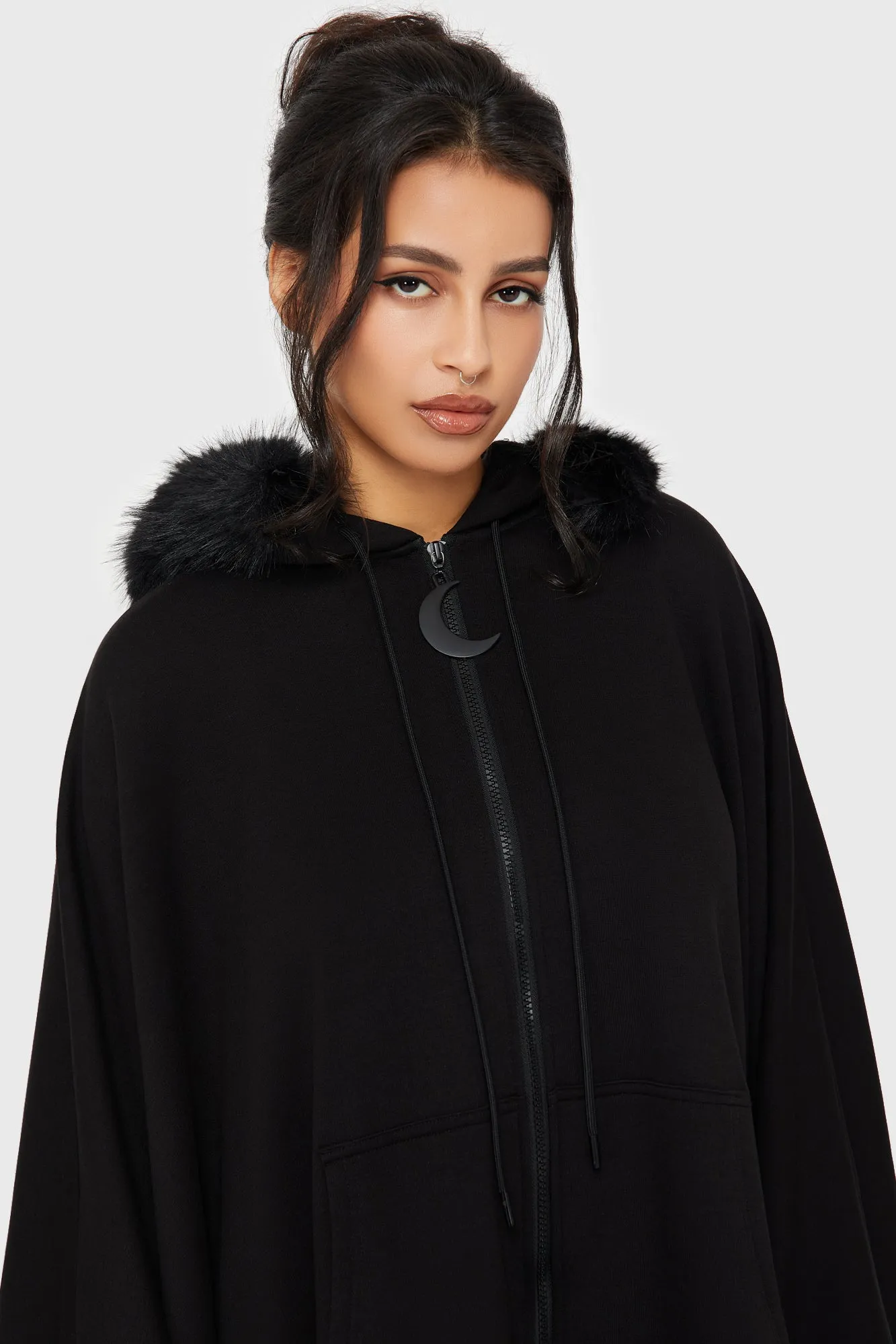 Moonlight Rager Cloak Compact Design Subtle Fashion Fit