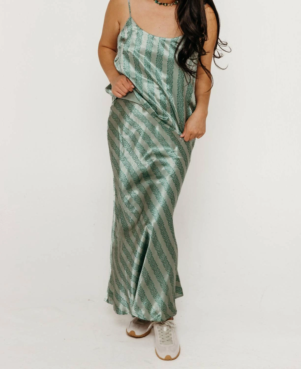 Sophisticated Casual Flowers Bias Cut Skirt Washed In Emerald
