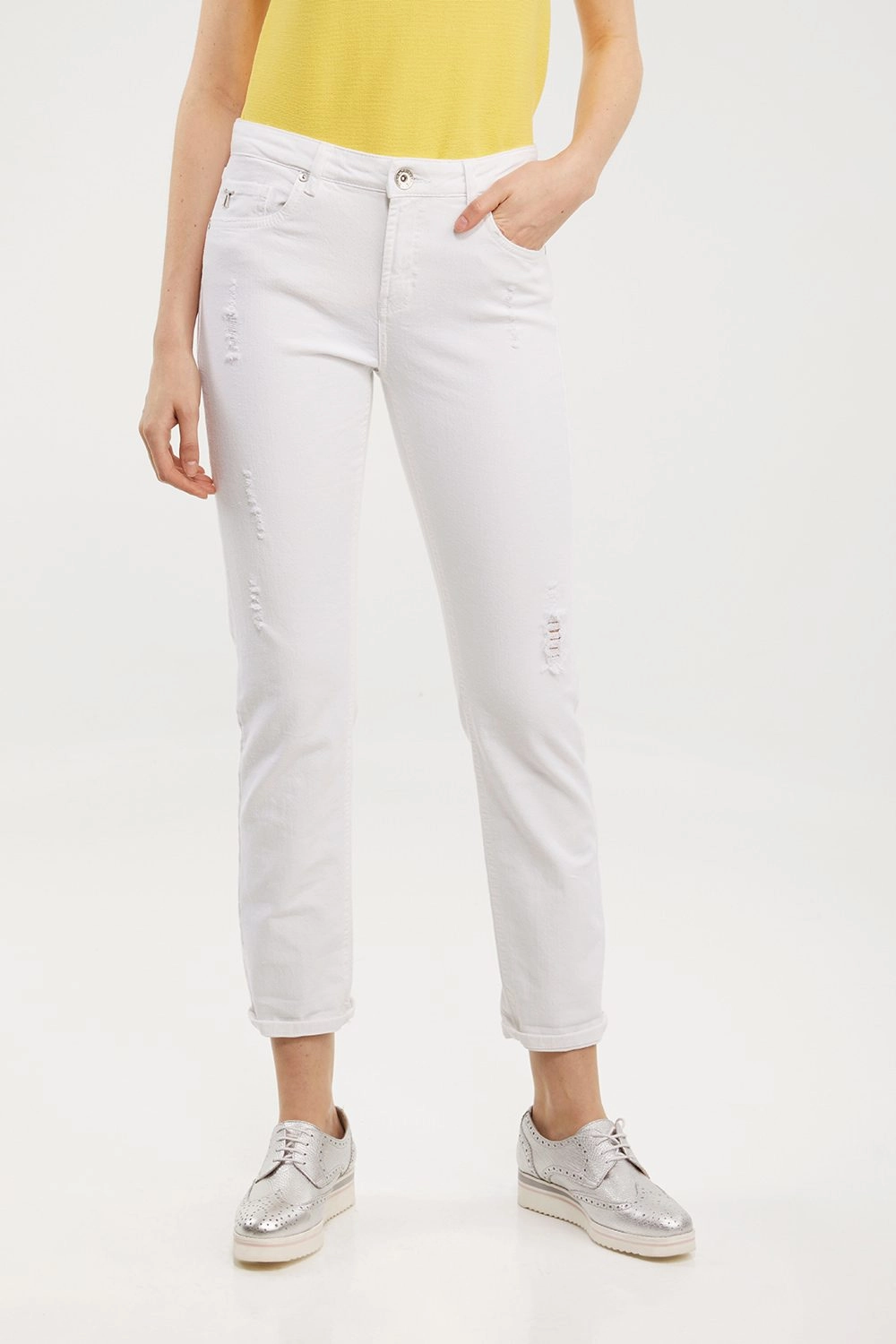 Distressed Boyfriend jean Closet Must