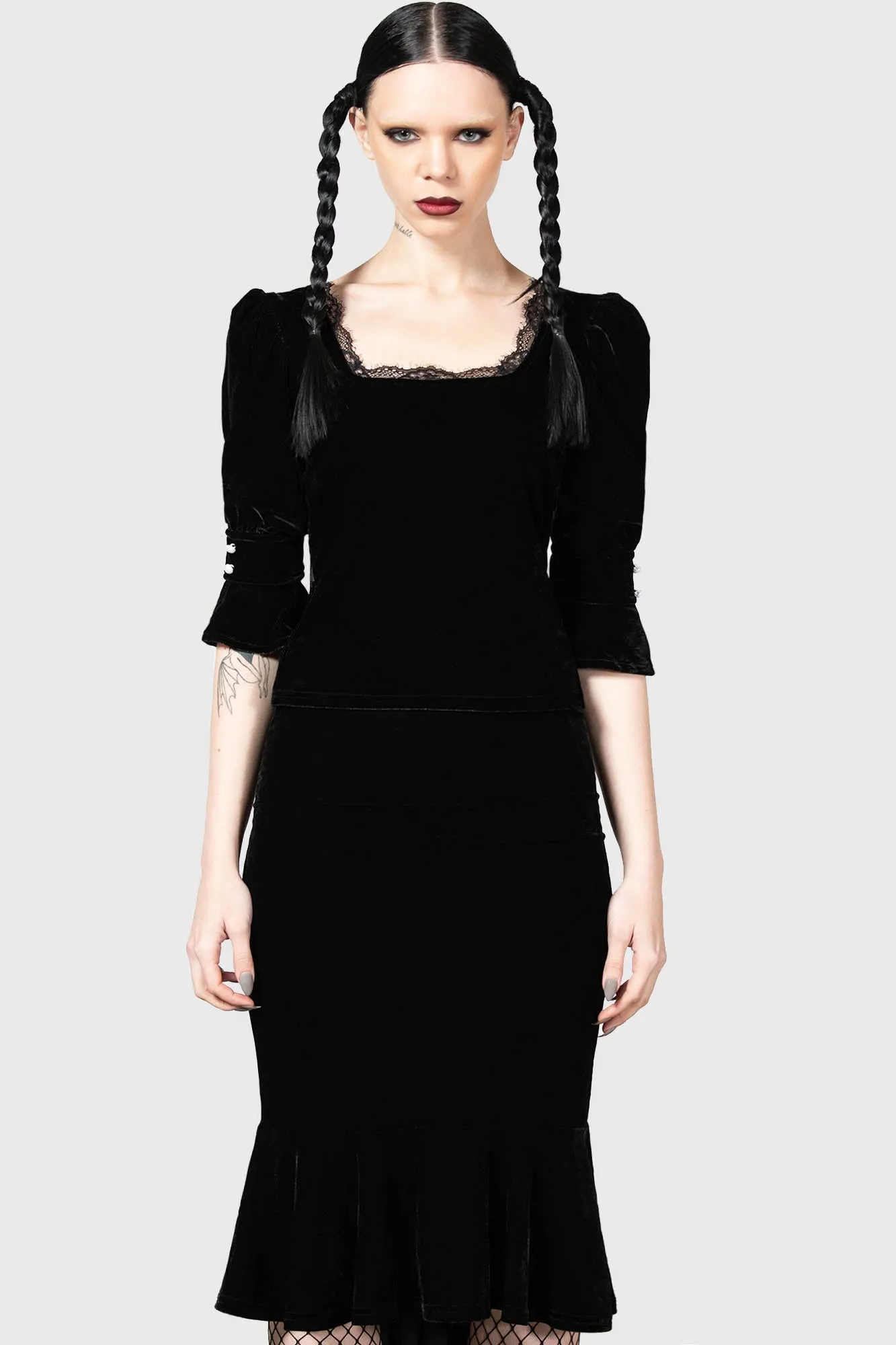 Dottie Dottie Velvet Top Classic Outfit Comfortable and stylish