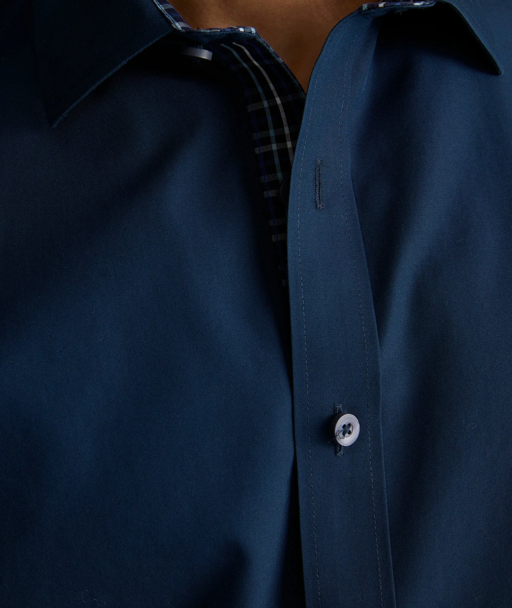Wrinkle-Free Roberts Shirt Edgy Fashion