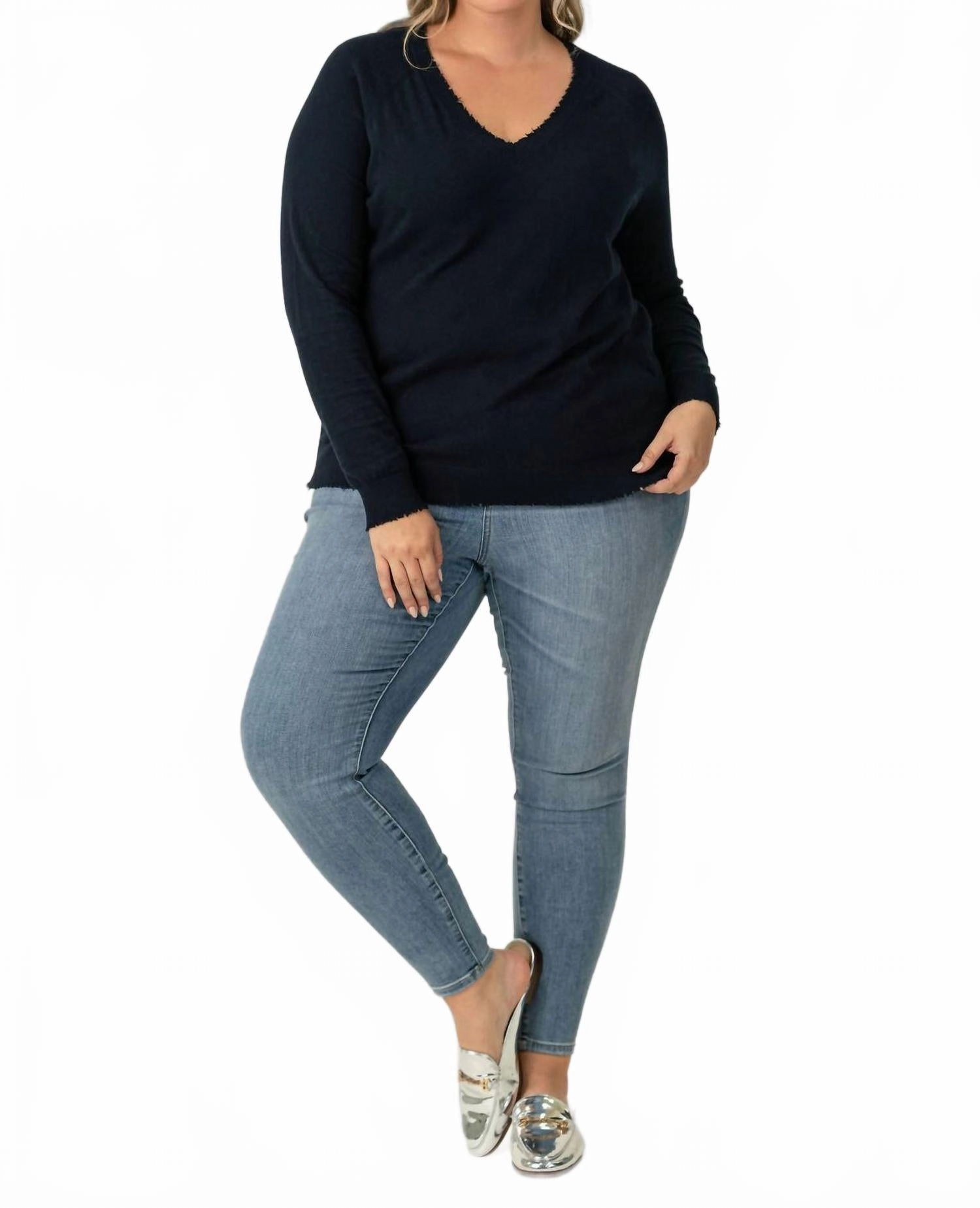 Classic Layer Stylish Design Distressed Long Sleeve V-Neck Sweater - Plus Size In Navy