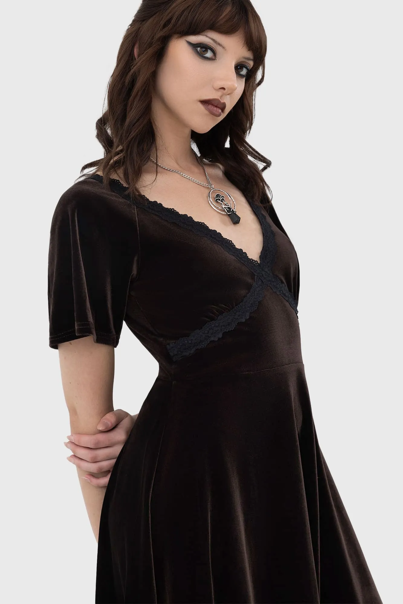 Echelia Dress Crisp Look