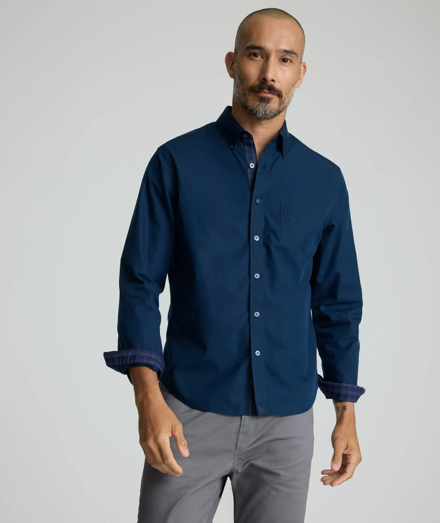 Night Out Distressed finish Wrinkle-Free Fonteplat Shirt