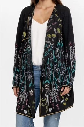 Layering Options Ashlyn Sweater In Black