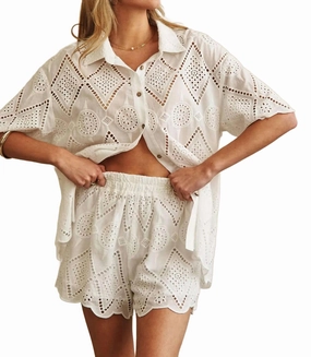 Flexible Fabric Effortless Comfort Elastic Waist Laced Shorts In White