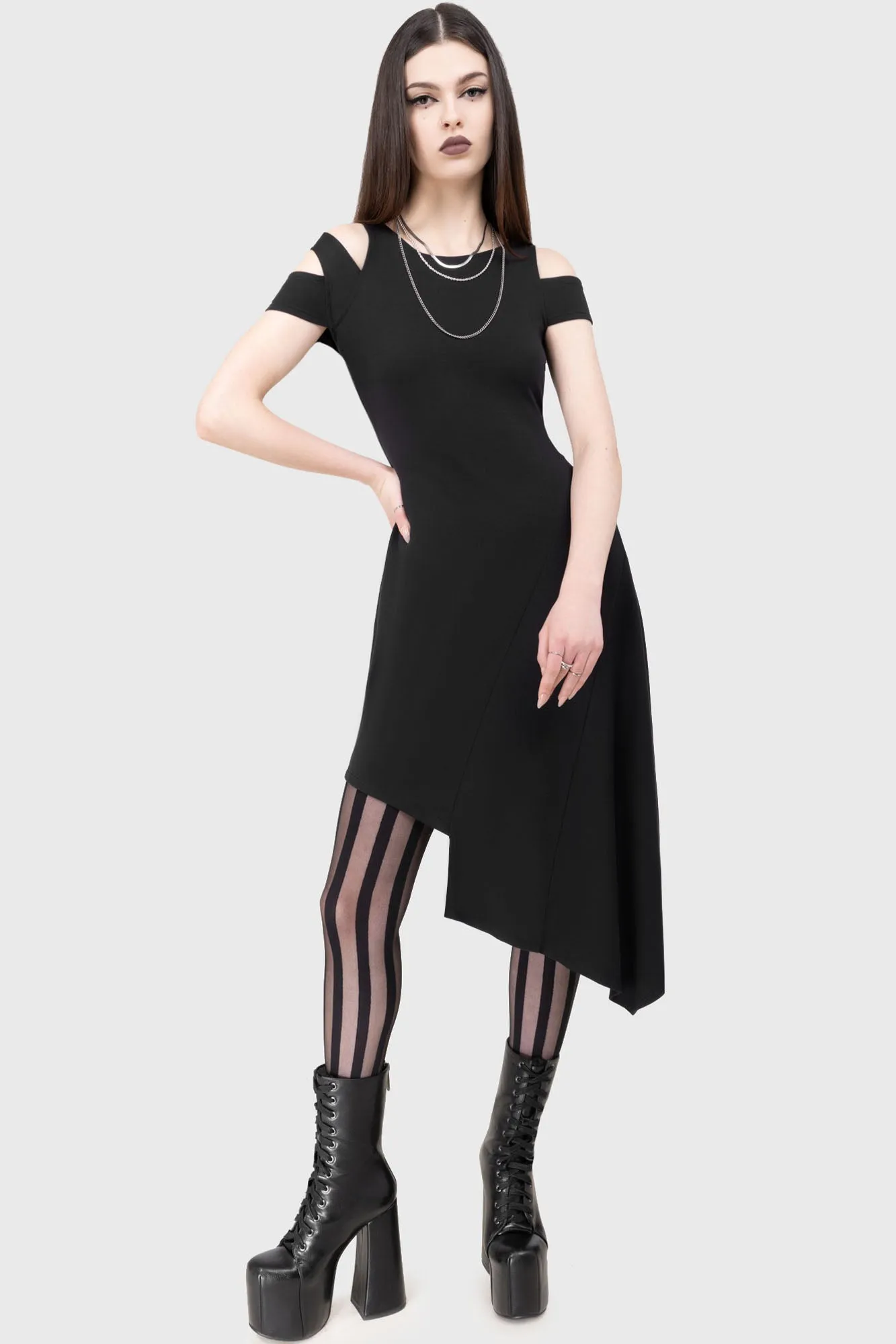 Modern Layers Sophisticated Cut Ethereos Dress