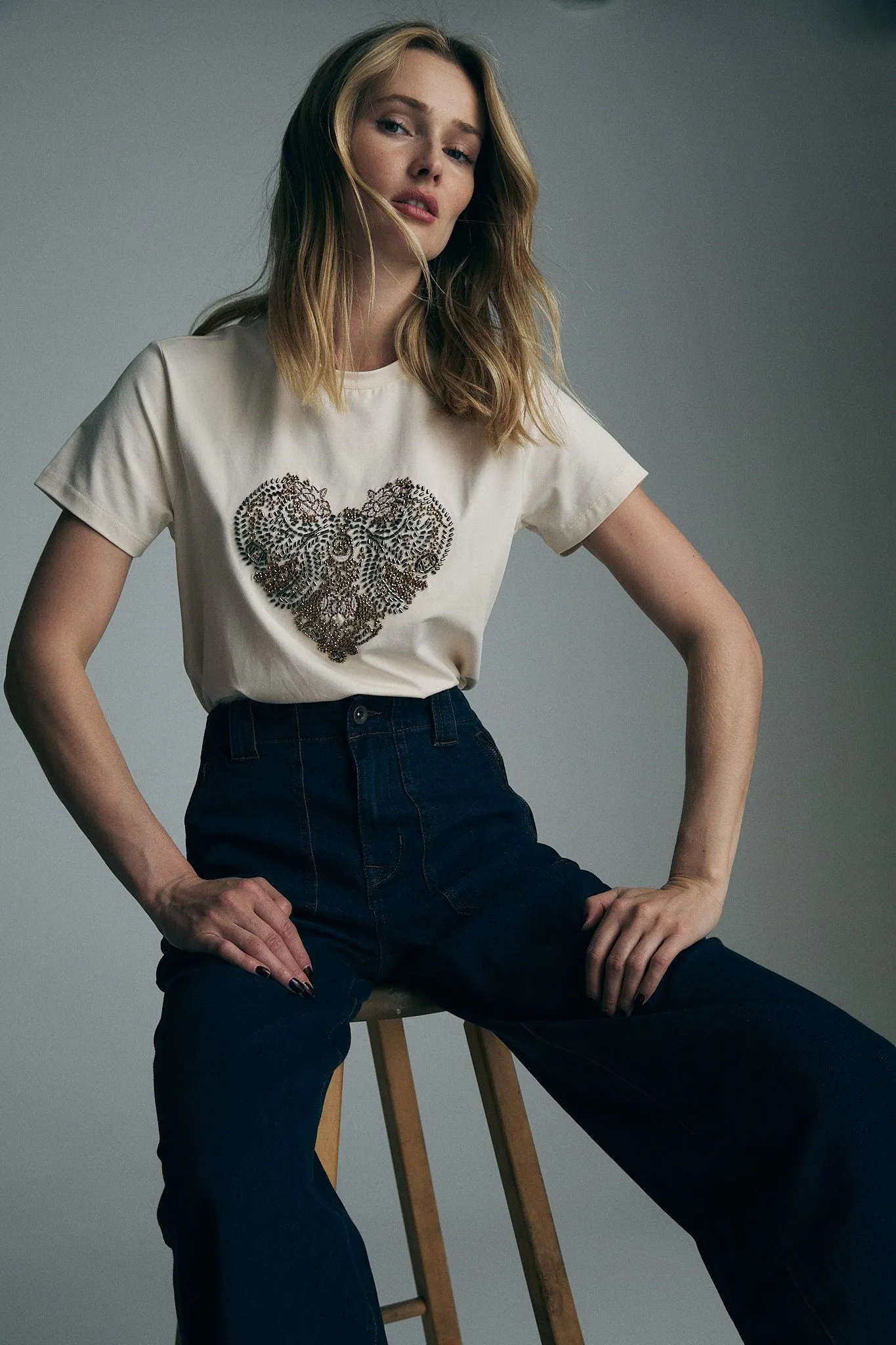 Heart embroidery T-shirt sporty wear