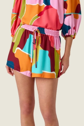 Comfy Feel Sara Short In Block Poppy