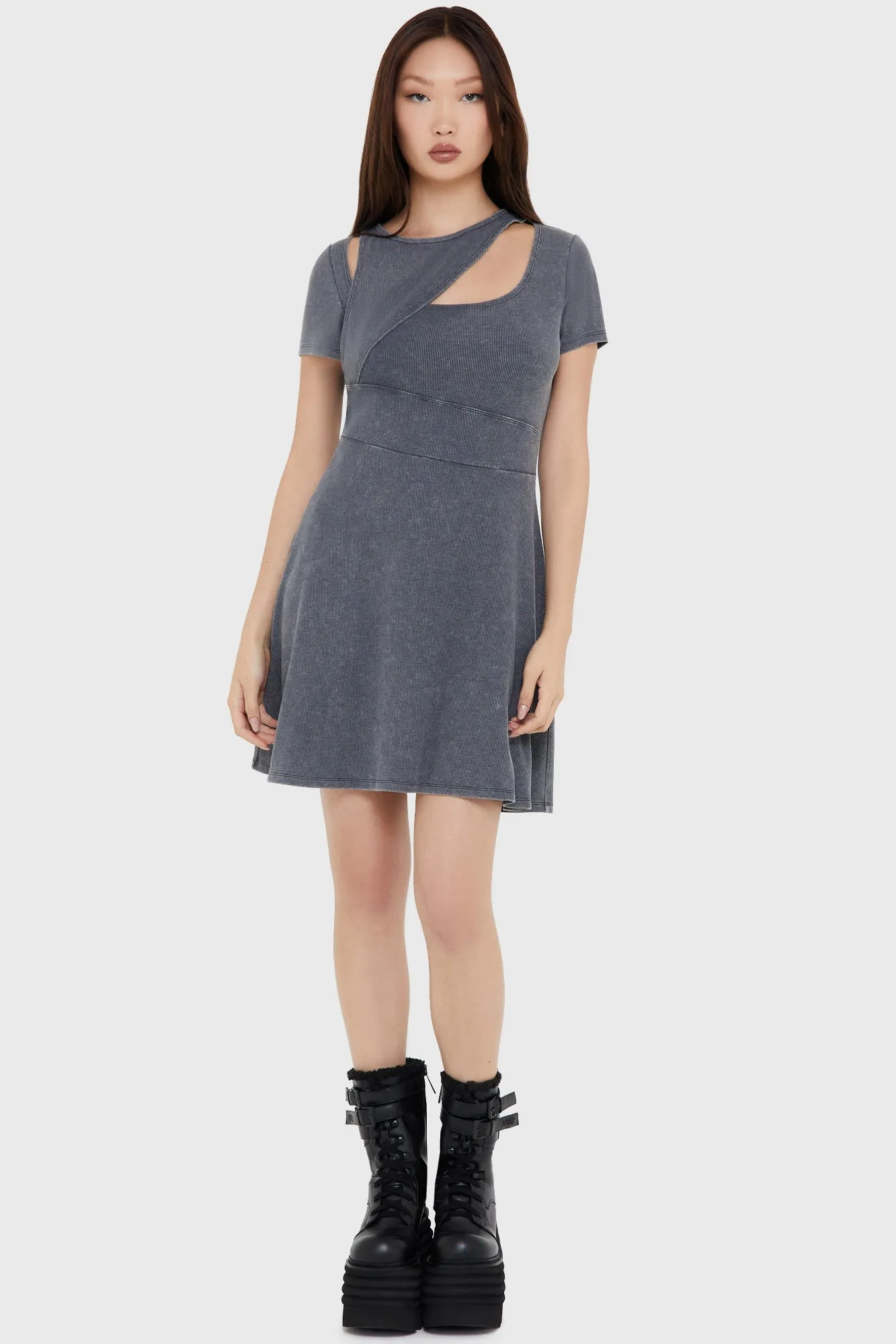 Formal Setting Casual Motion Fallen Vault Dress