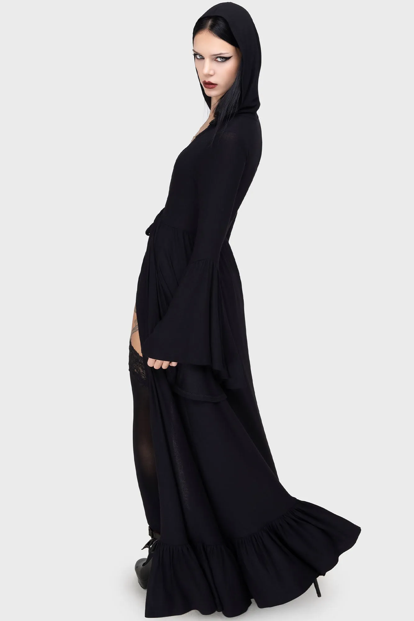 Imortal Cloak Versatile Design