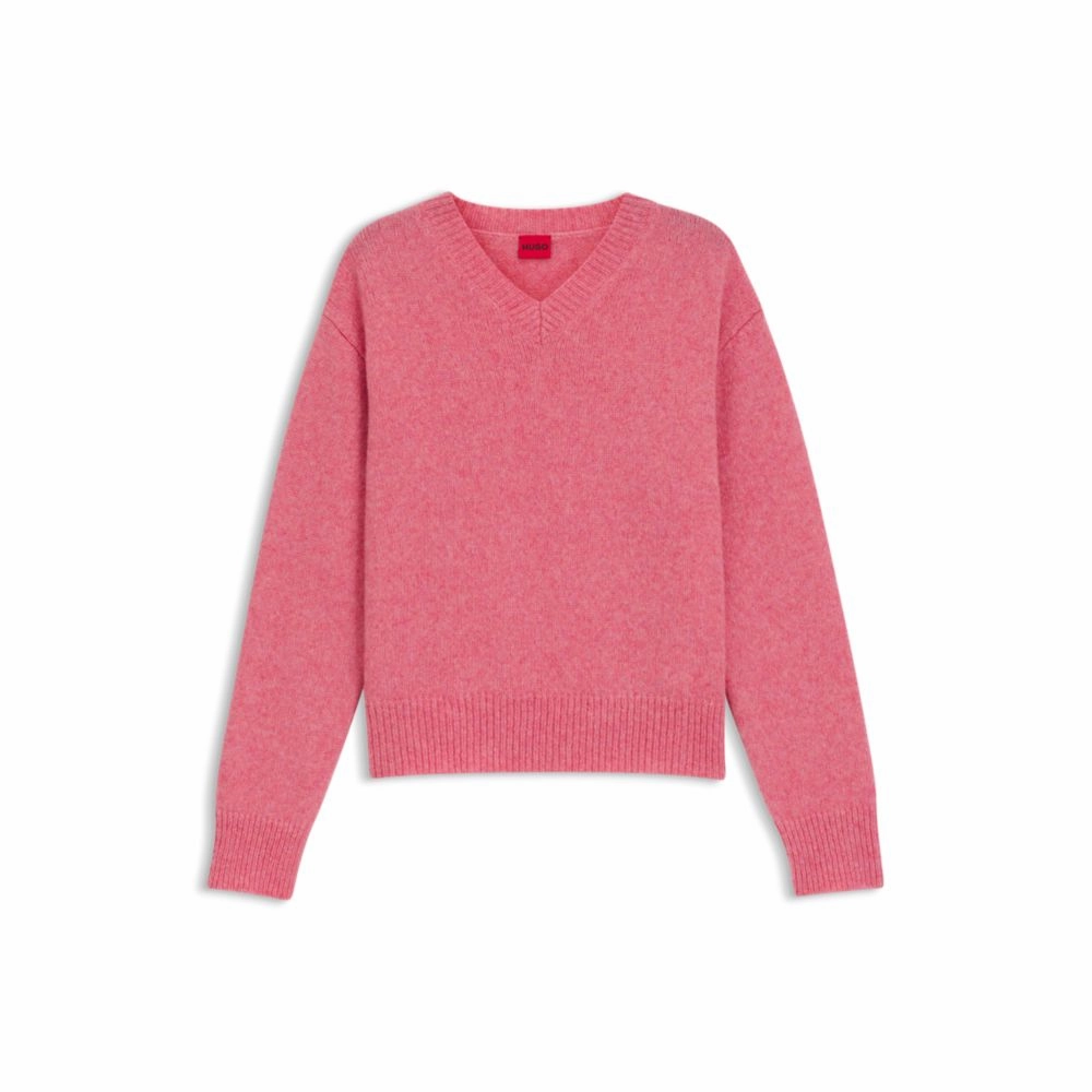 Simple Knit V-neck sweater in wool with logo detail