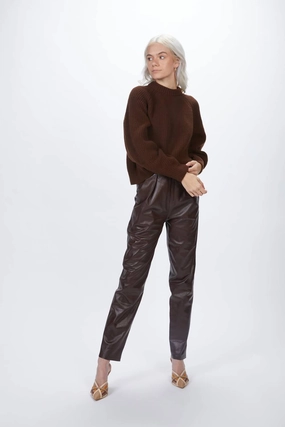 Fifi Sweater In Brown Tagless Labeling