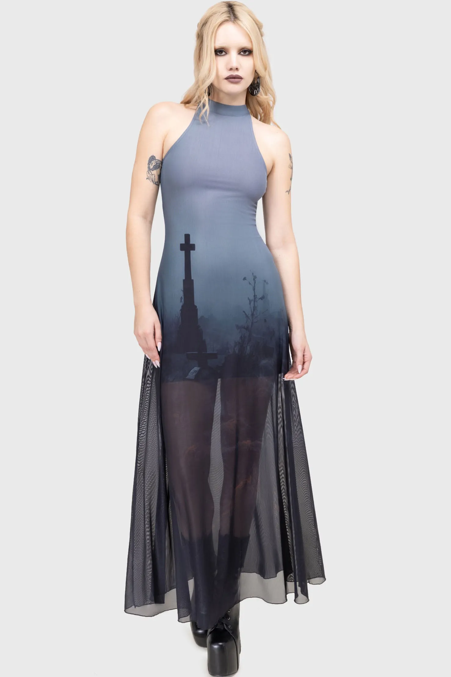 Light Volume Everyday-Use Final Rest Dress