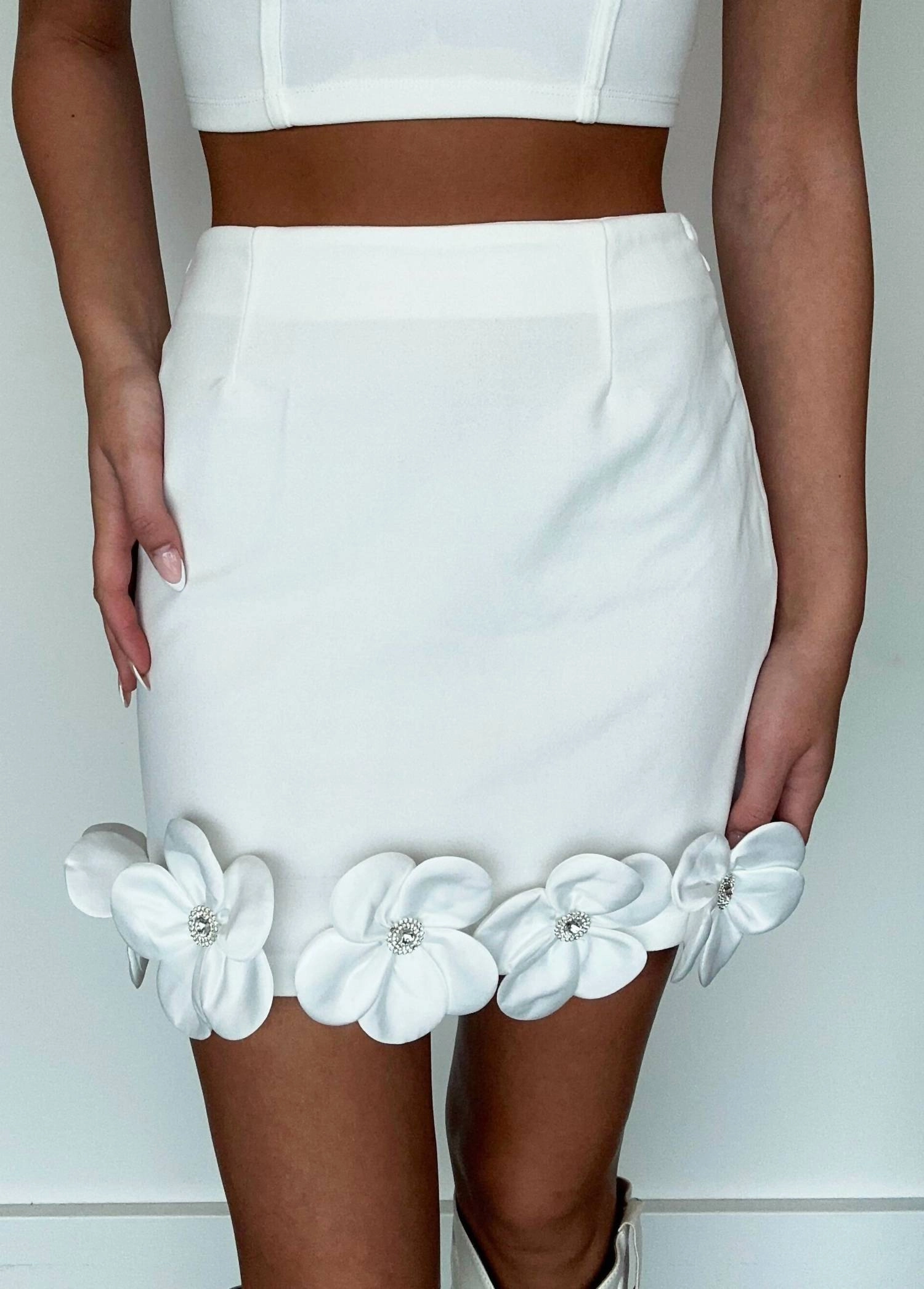 Floral Applique Mini Skirt In Bright White Timeless Piece